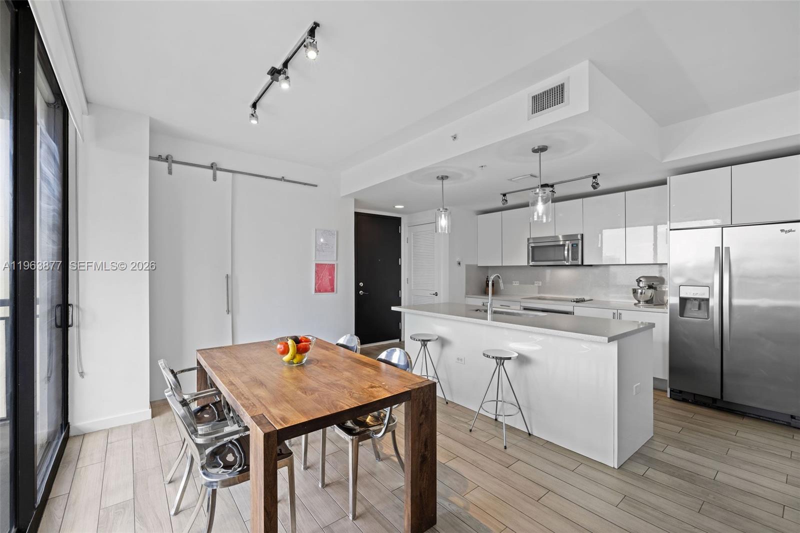999 SW 1st Ave # 2303