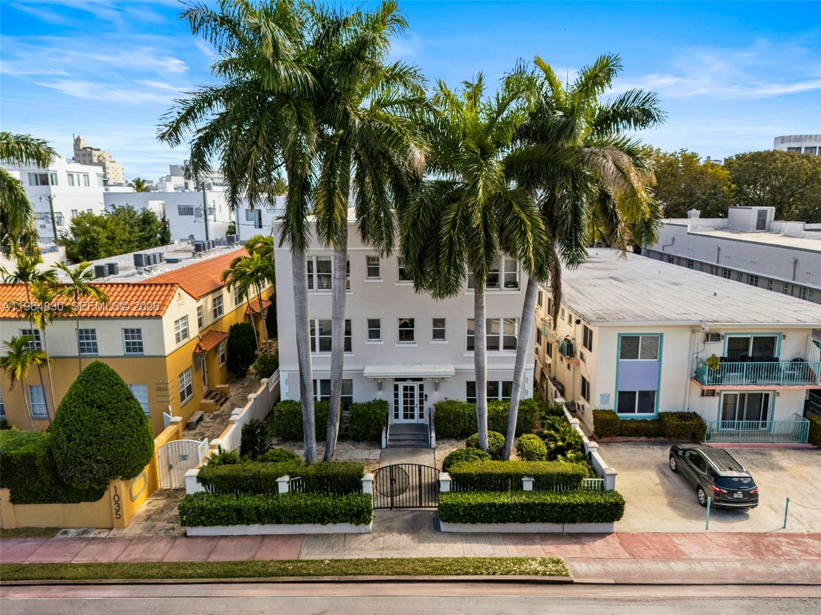 1027 Pennsylvania Ave # 206