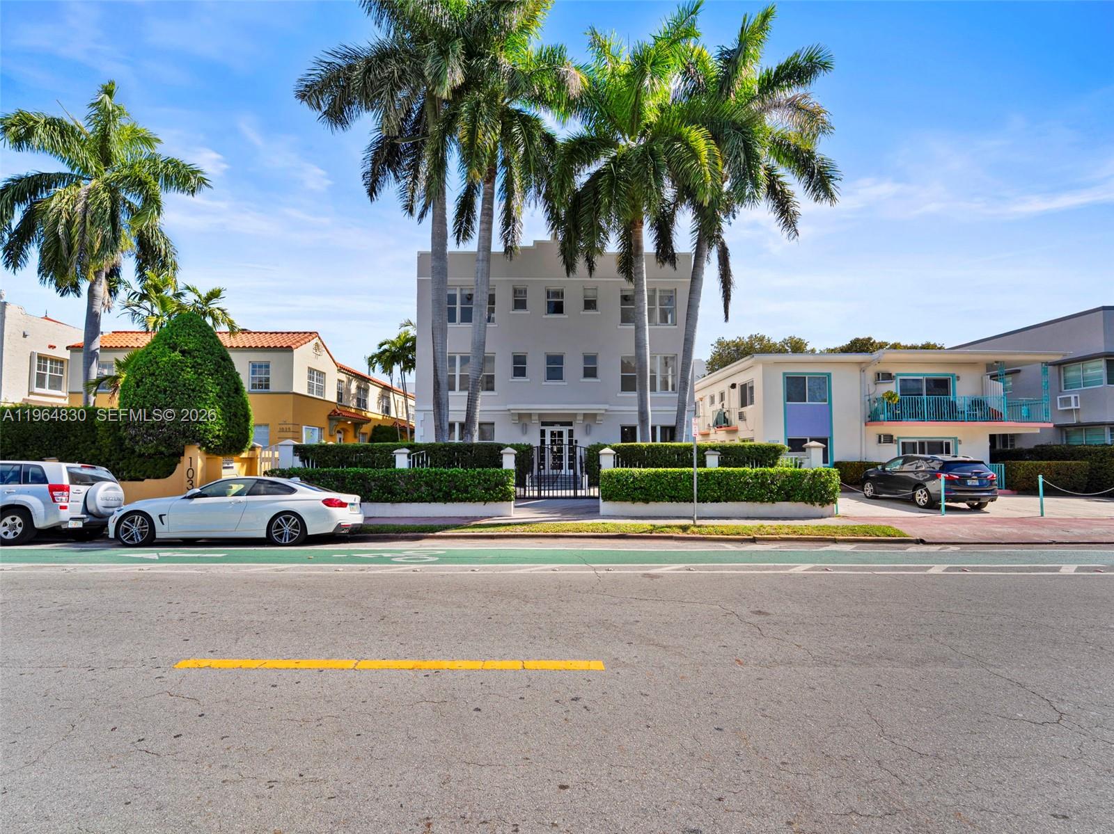 1027 Pennsylvania Ave # 206