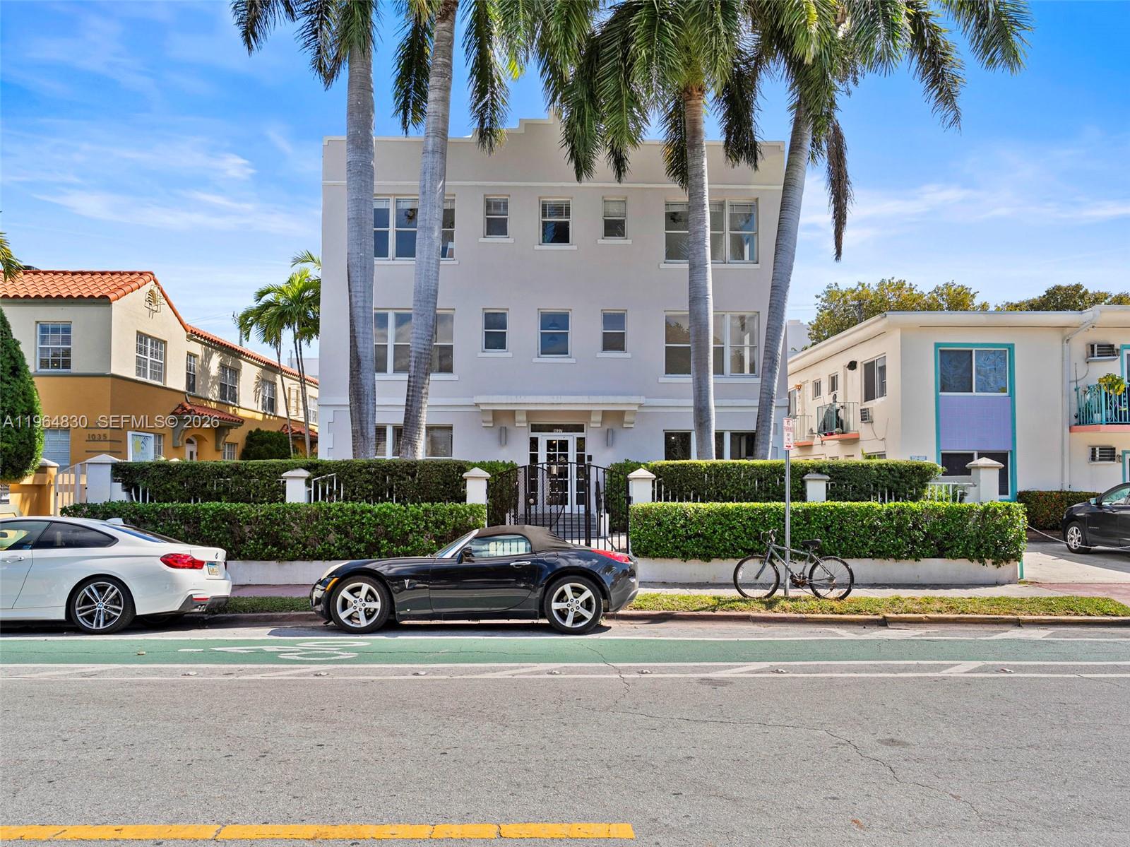 1027 Pennsylvania Ave # 206