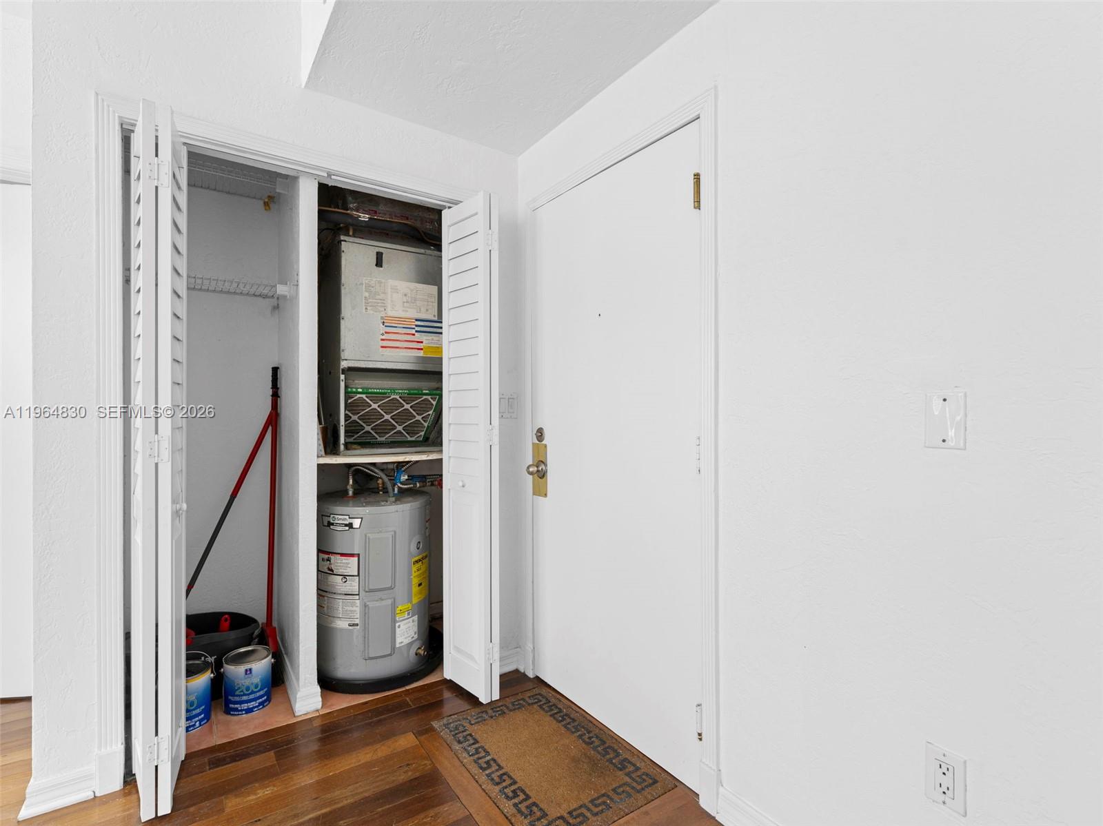 1027 Pennsylvania Ave # 206