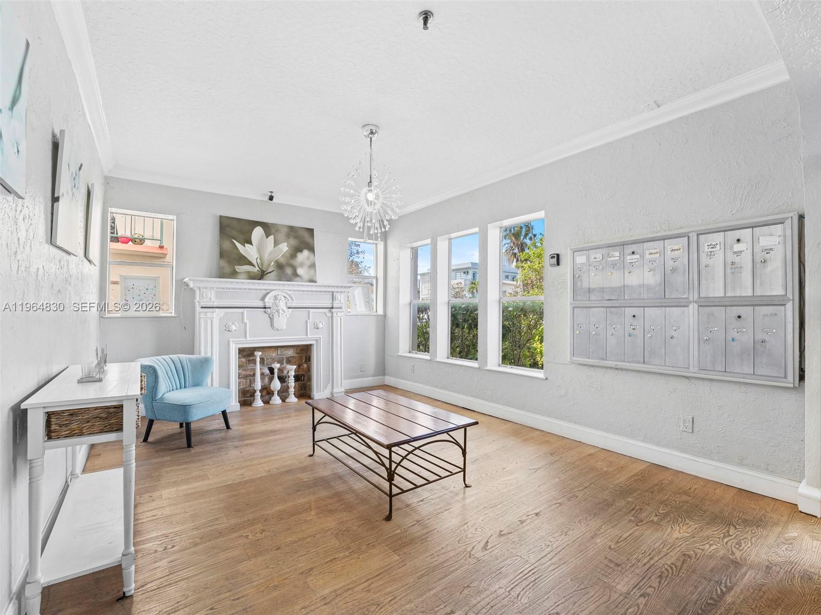 1027 Pennsylvania Ave # 206