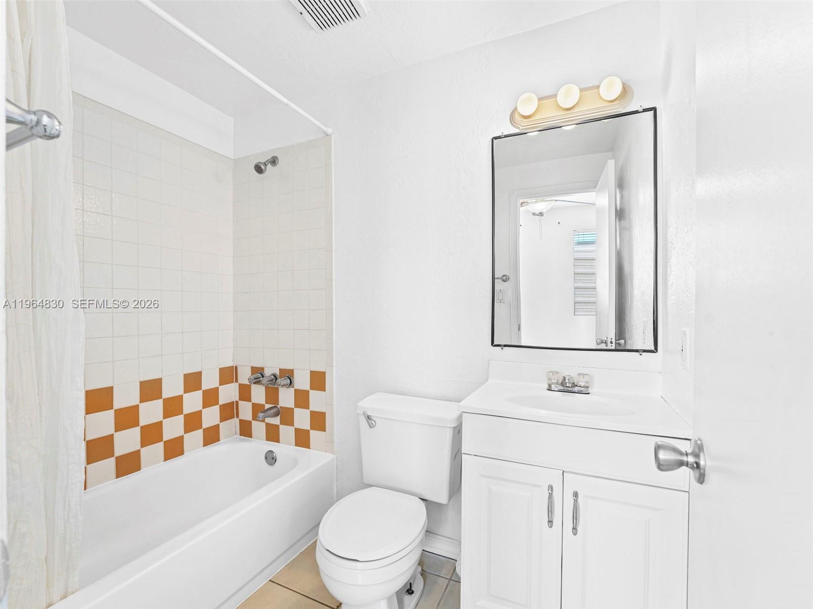 1027 Pennsylvania Ave # 206