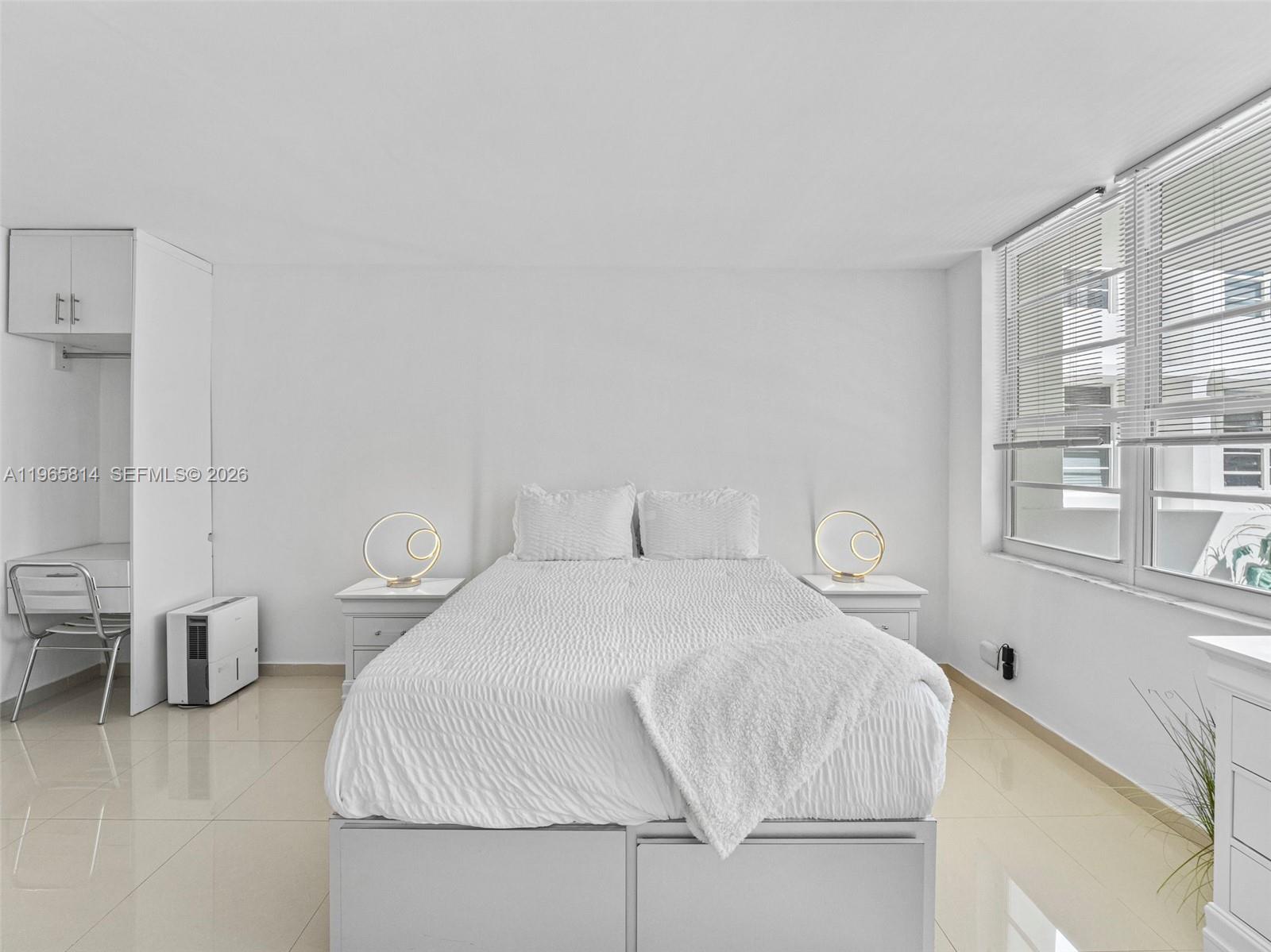 100 Lincoln Rd # 417