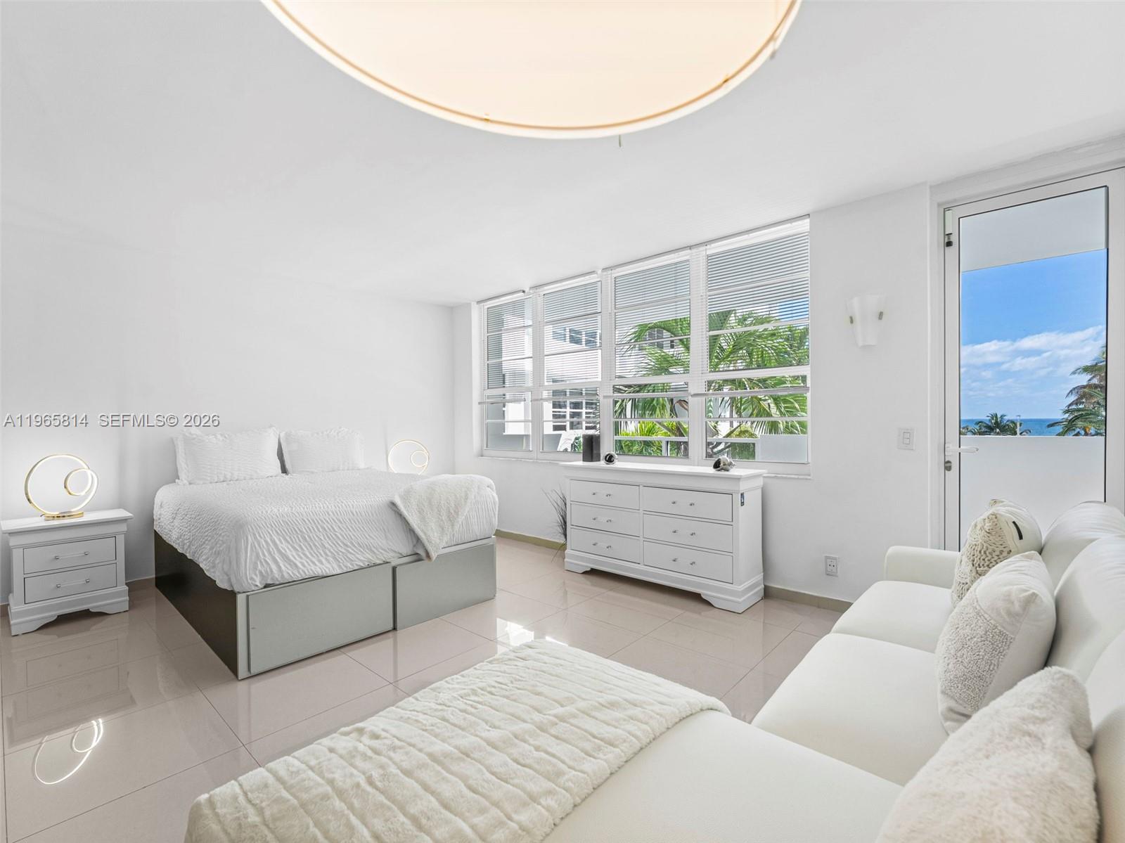 100 Lincoln Rd # 417