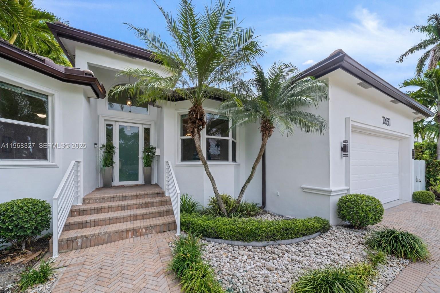 7431 Center Bay Dr