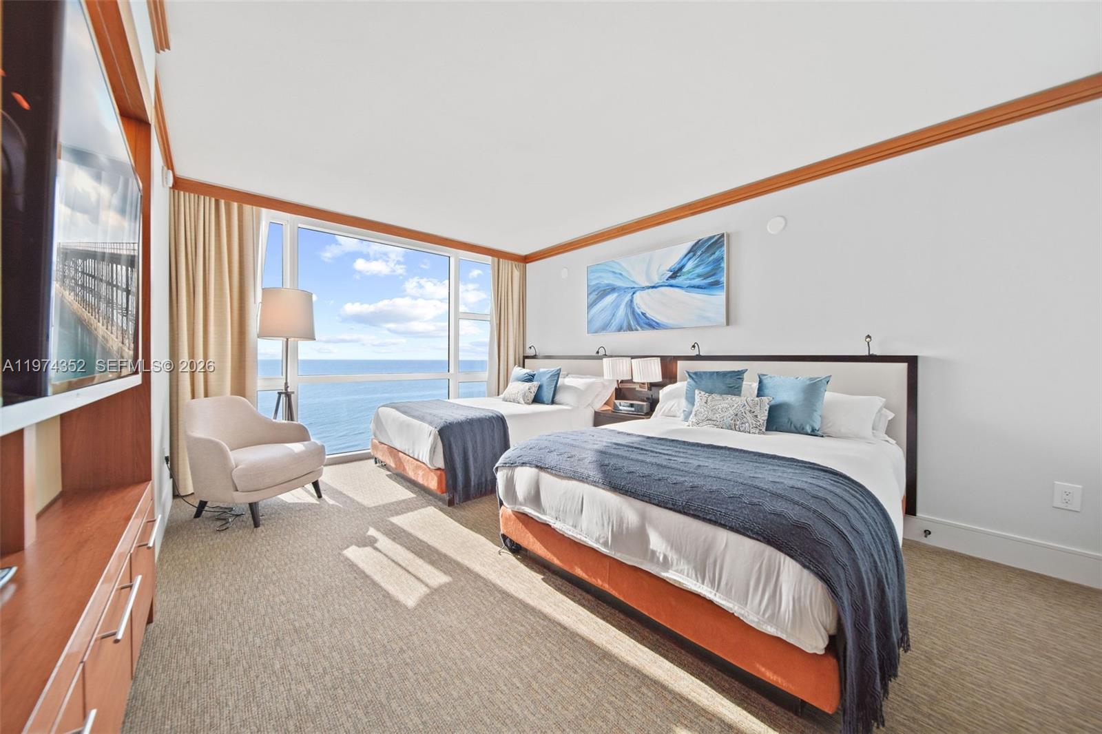 6801 Collins Ave # 604