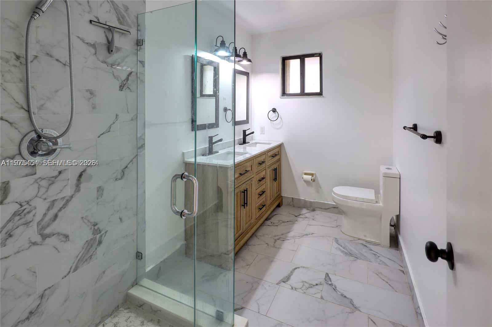 3905 Adra Ave # 46B Unit: J-46B
