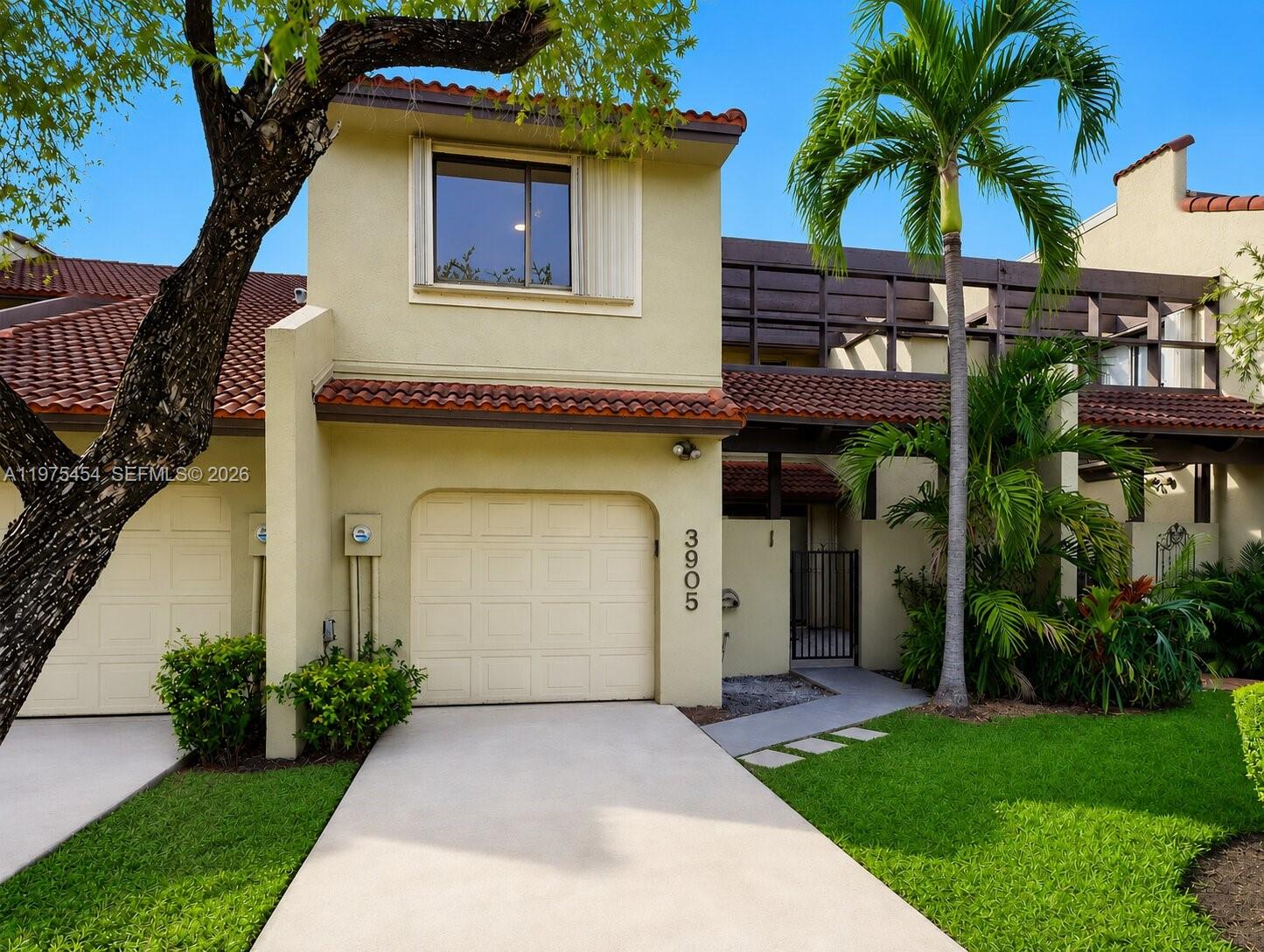 3905 Adra Ave # 46B Unit: J-46B