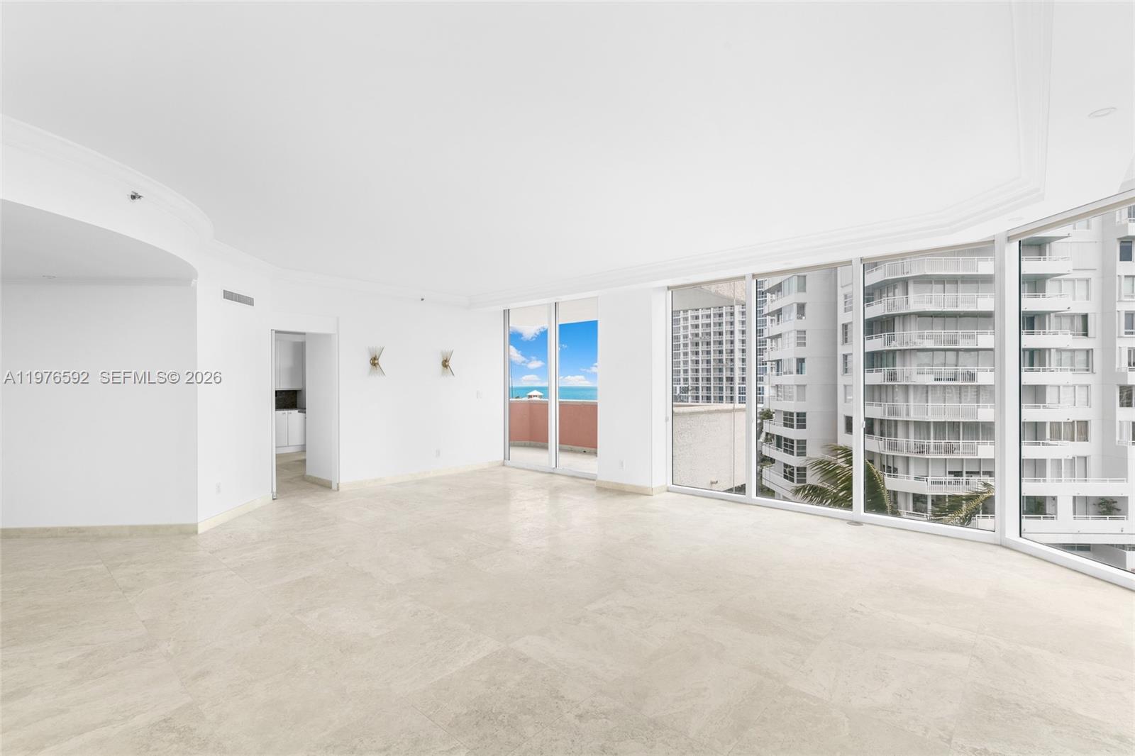 300 S Pointe Dr # 801