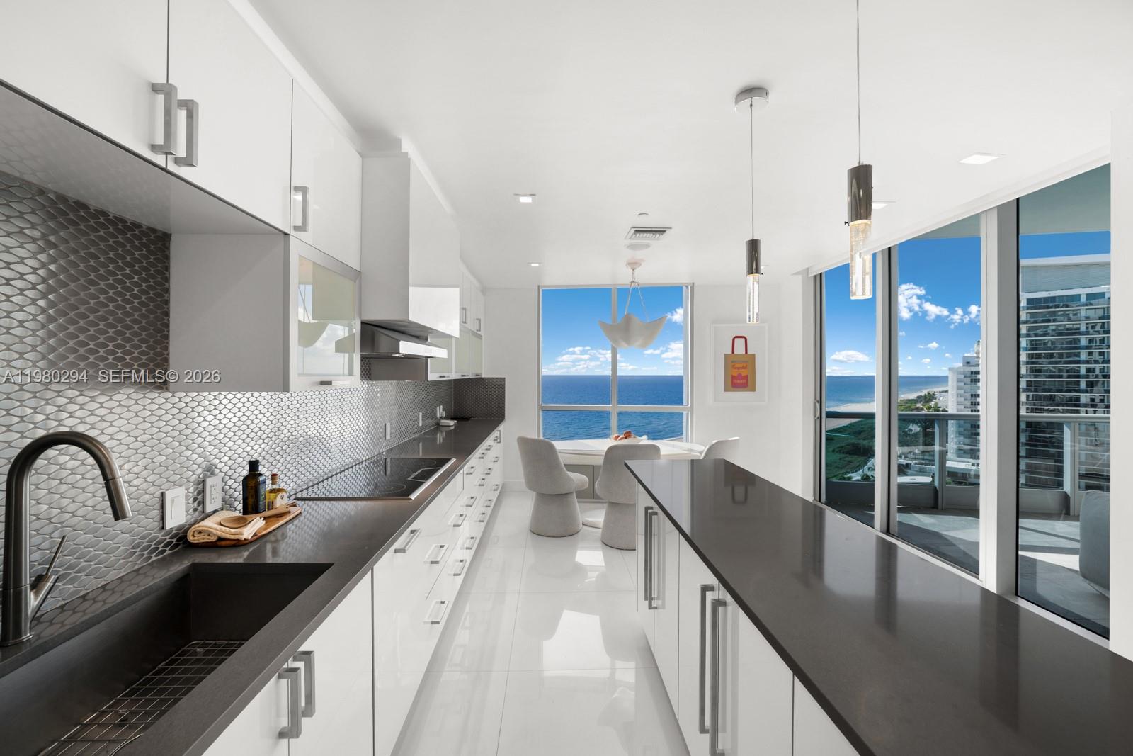 5959 Collins Ave # 1606