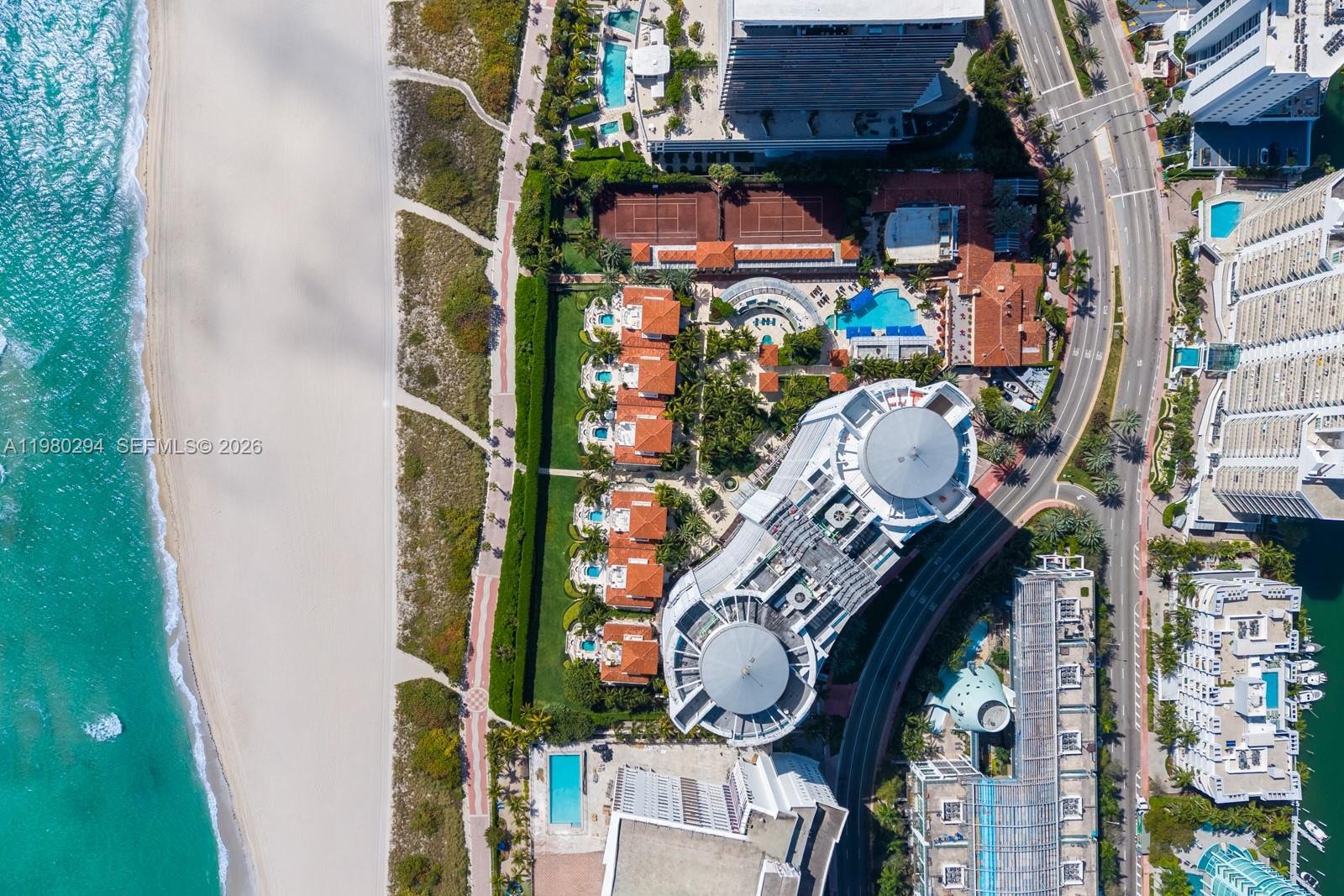 5959 Collins Ave # 1606