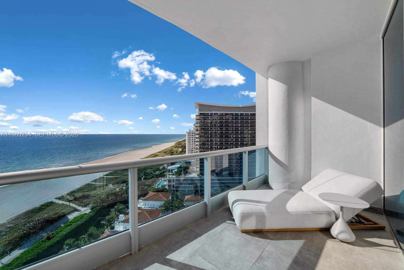 5959 Collins Ave # 1606