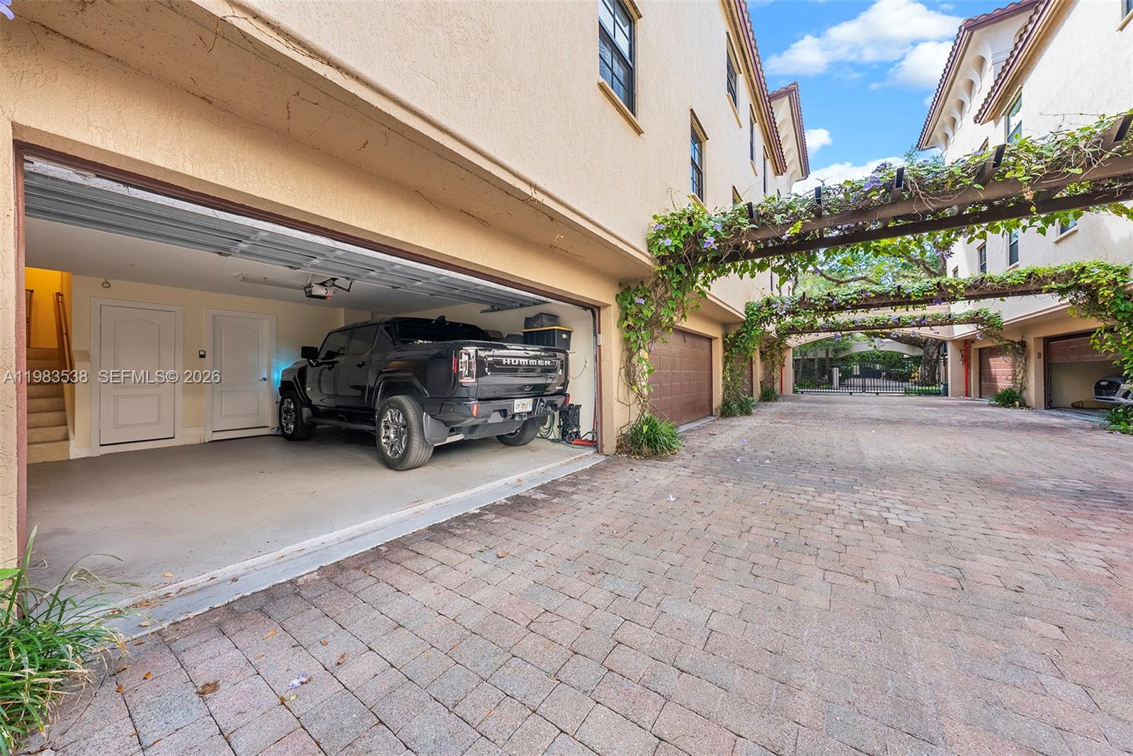 2767 Coconut Ave # 2767