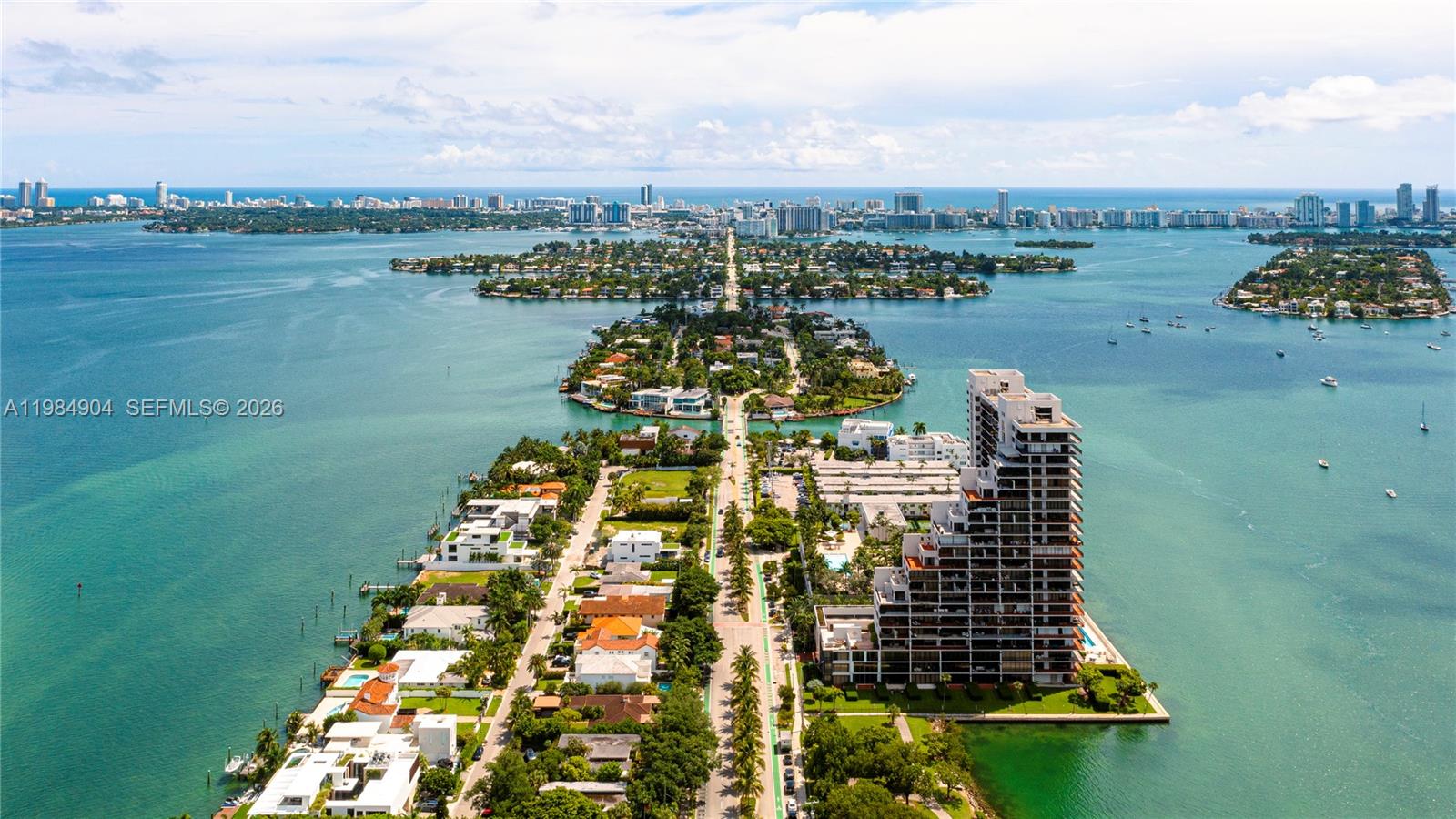 1000 Venetian Way # 303