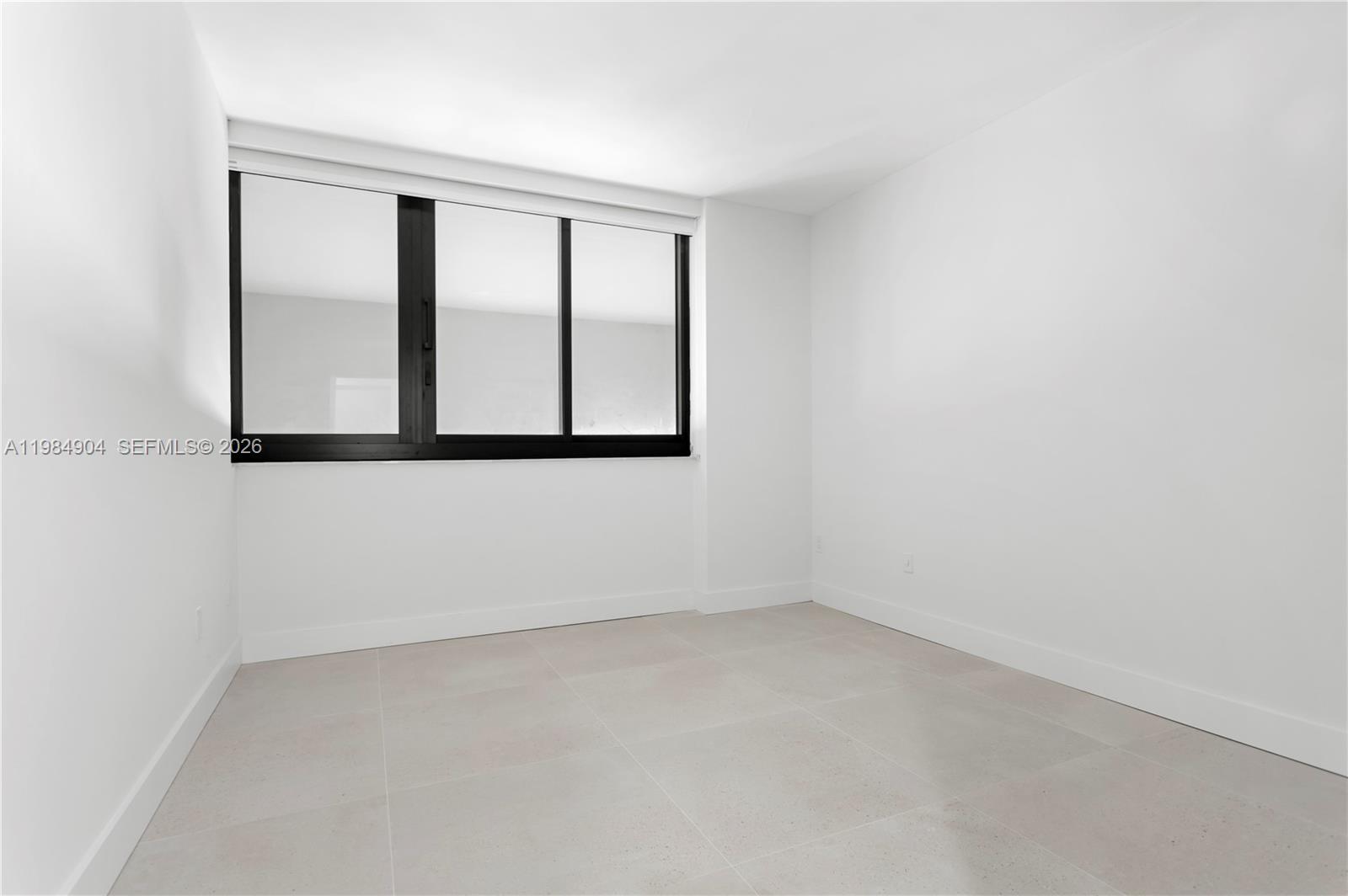 1000 Venetian Way # 303