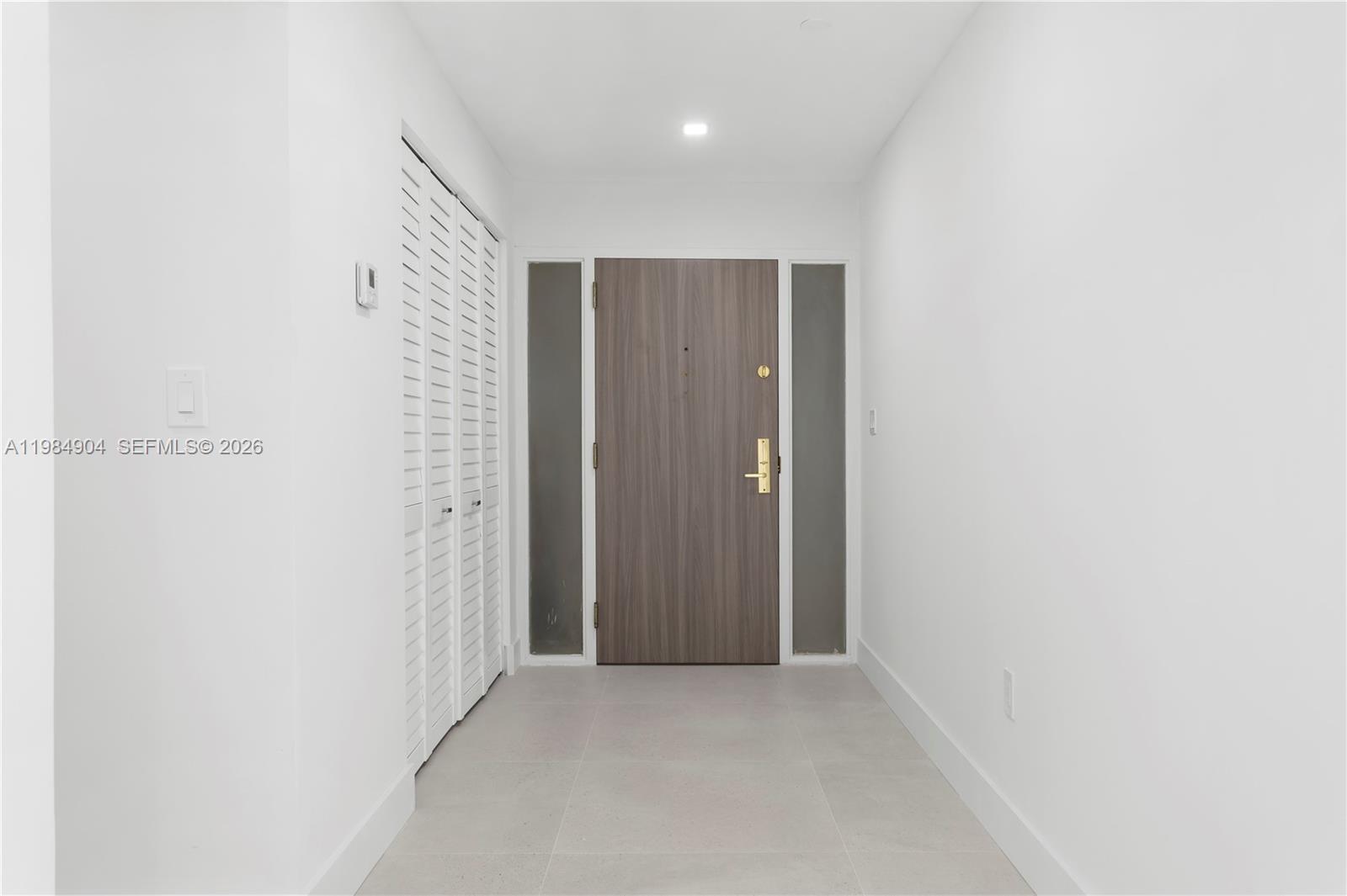1000 Venetian Way # 303