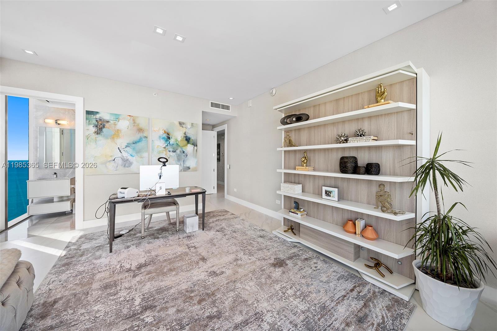 18501 Collins Ave # 3901