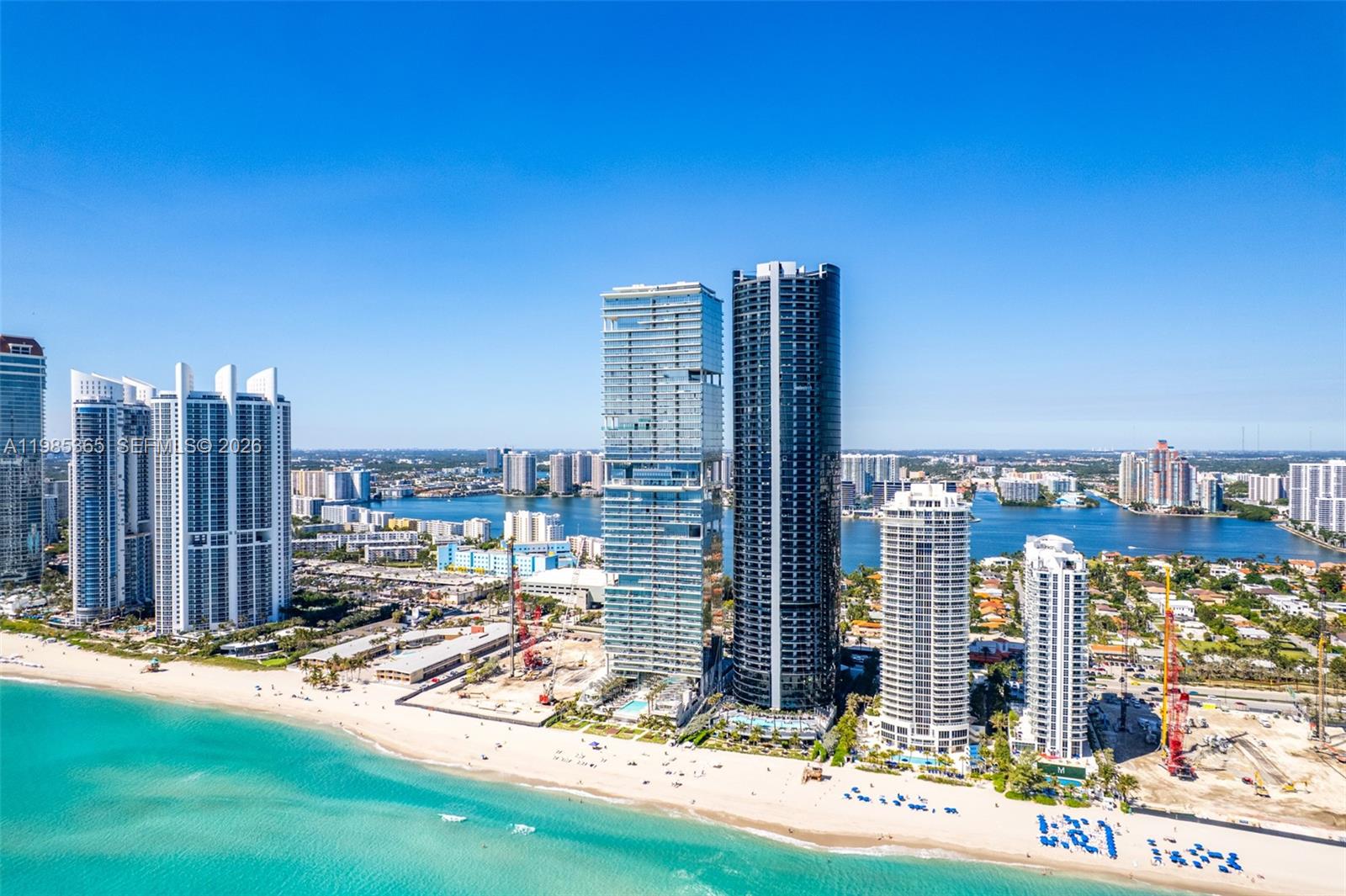 18501 Collins Ave # 3901