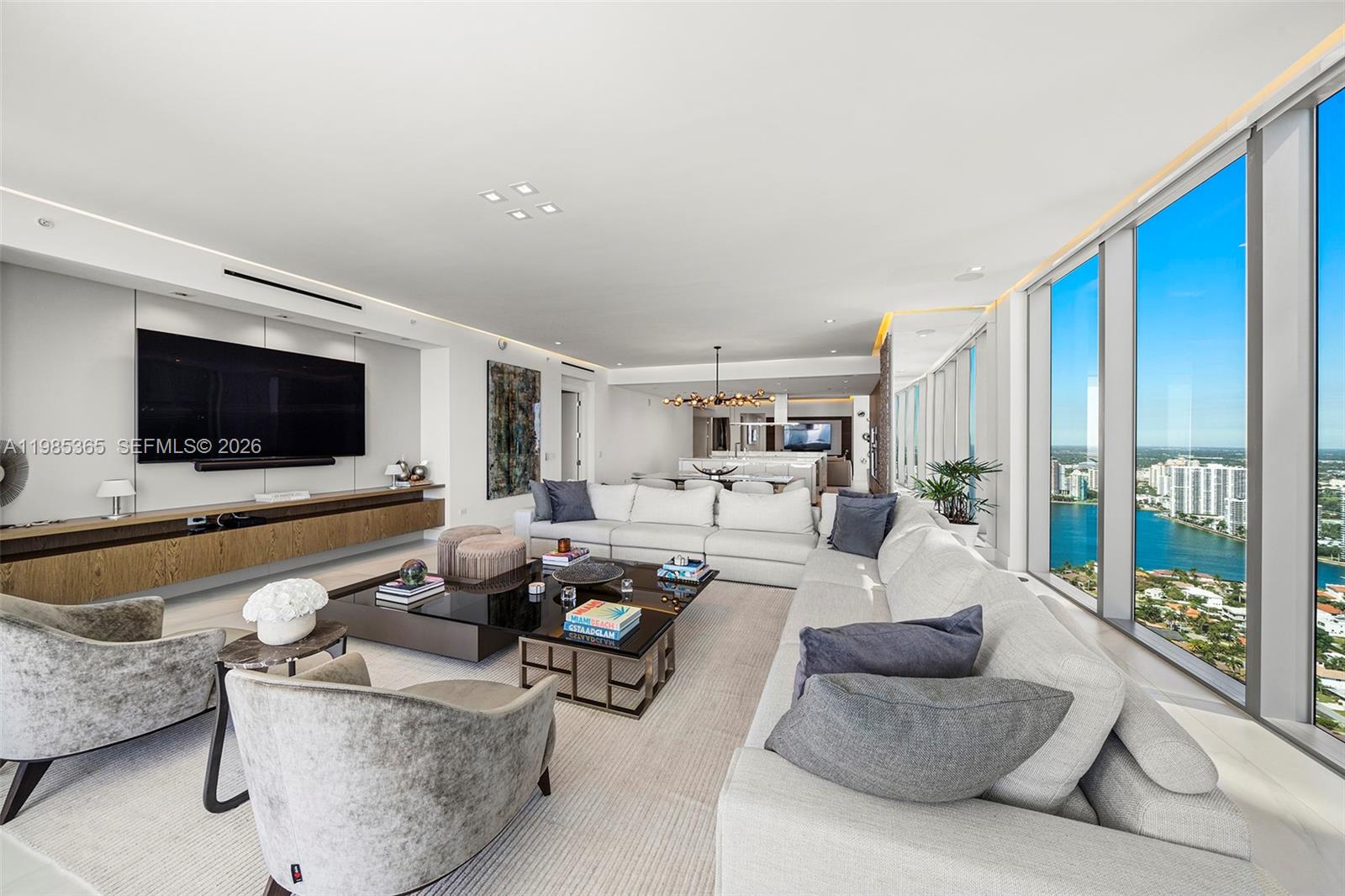 18501 Collins Ave # 3901
