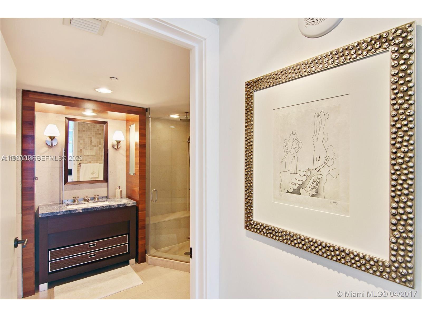 6801 COLLINS AVE # 1104