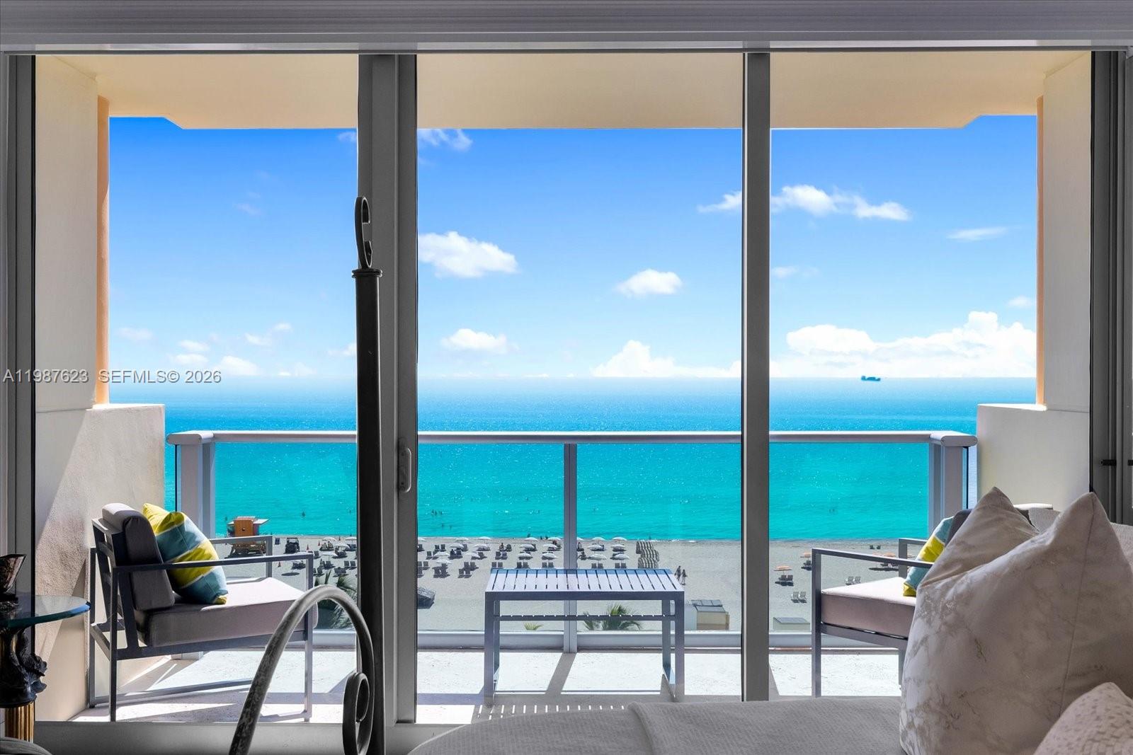 1455 Ocean Dr # 909
