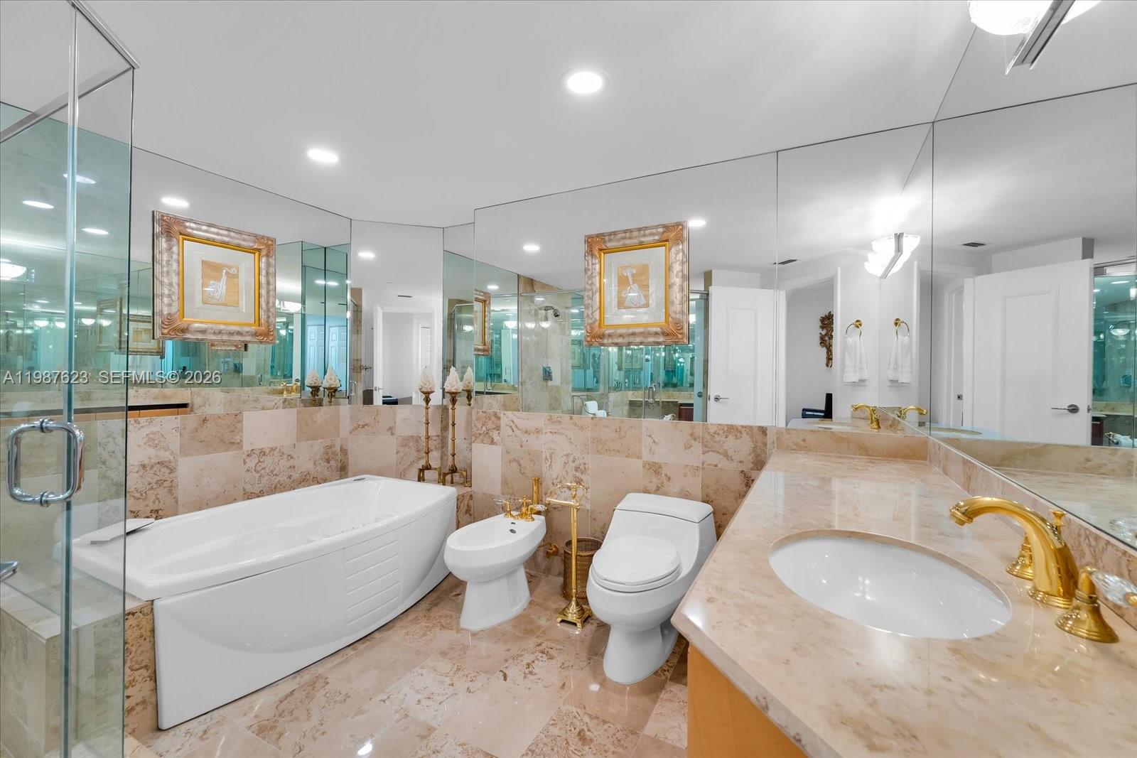 1455 Ocean Dr # 909