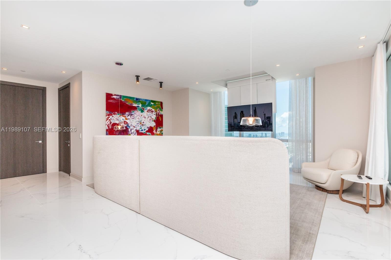 851 NE 1st Ave # 4611 Unit: PH 4611