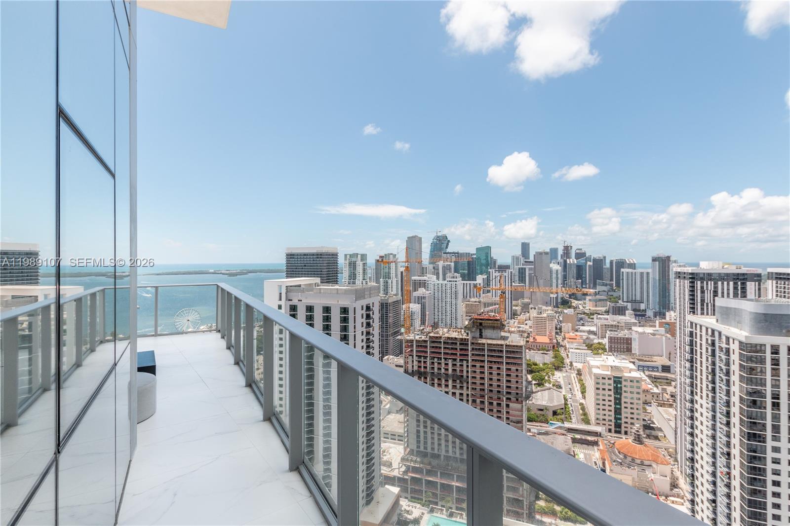 851 NE 1st Ave # 4611 Unit: PH 4611