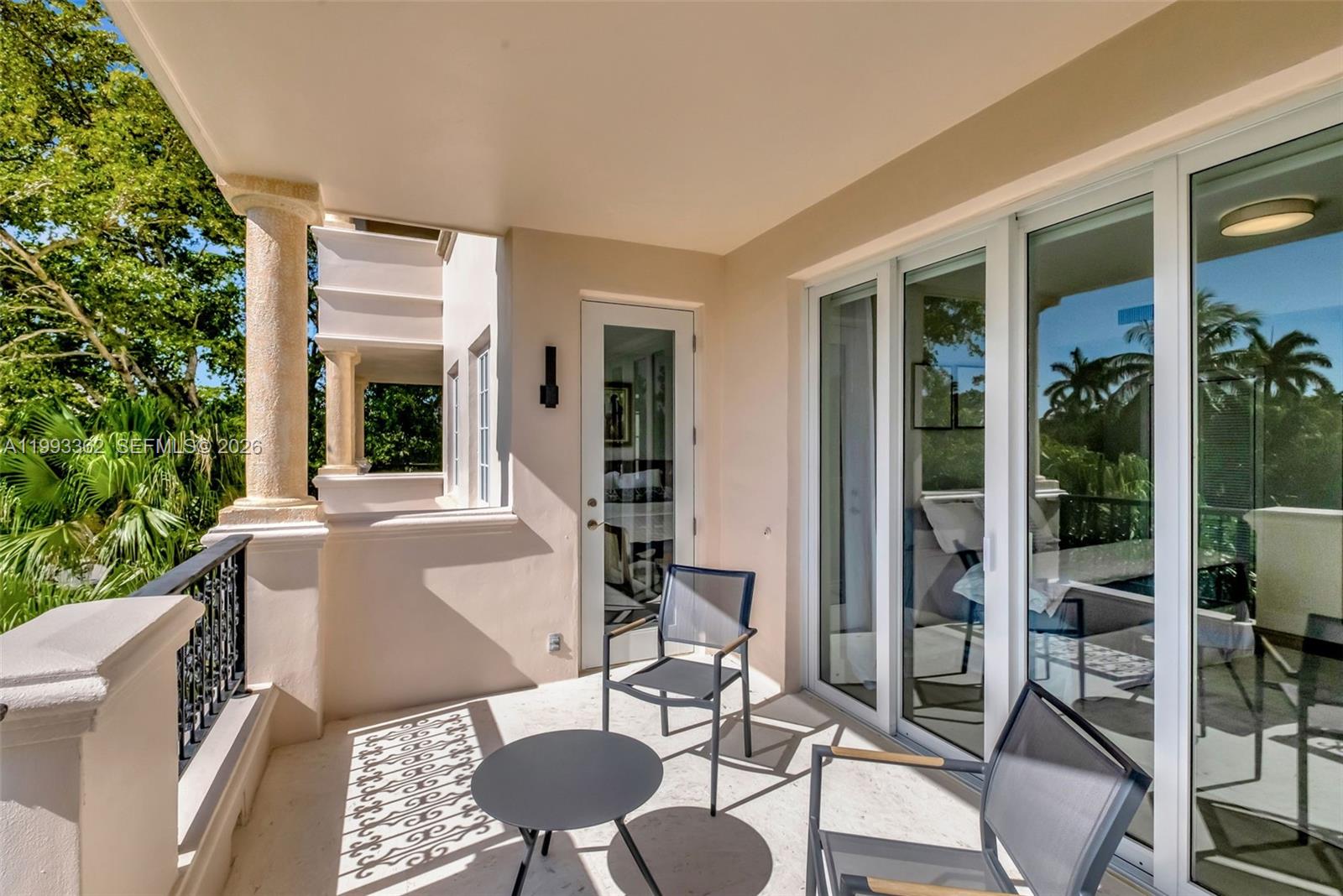 19136 Fisher Island Dr # 19136