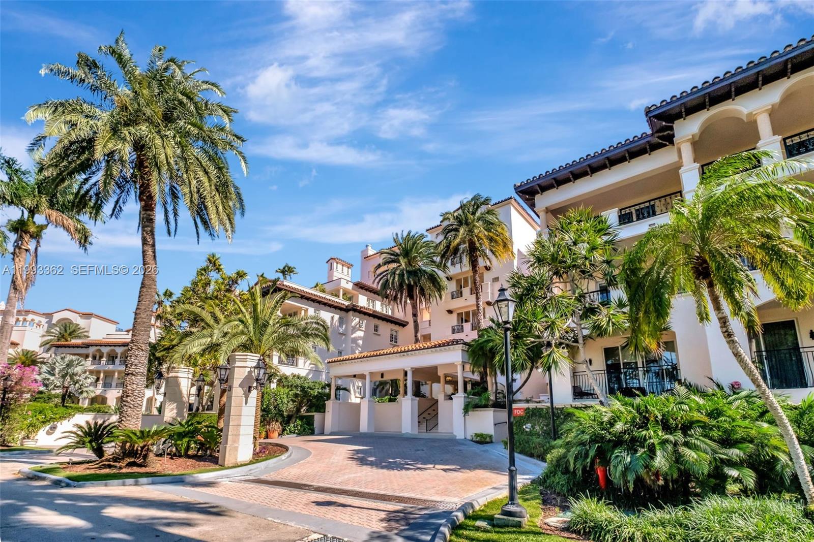 19136 Fisher Island Dr # 19136