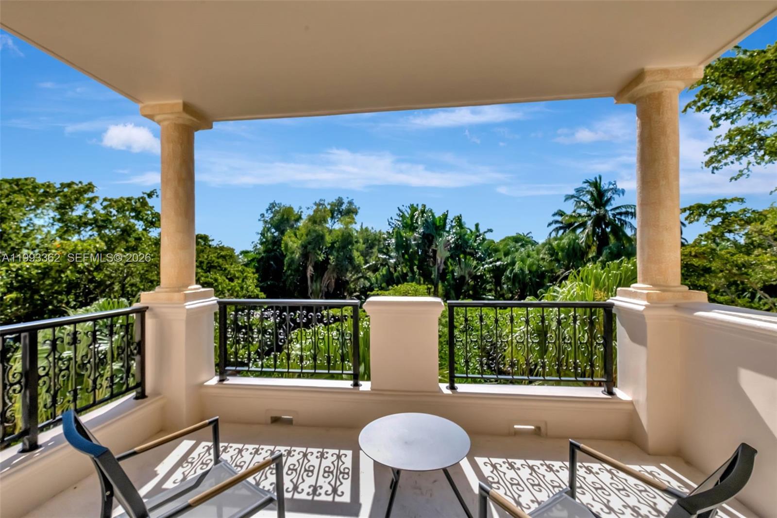 19136 Fisher Island Dr # 19136