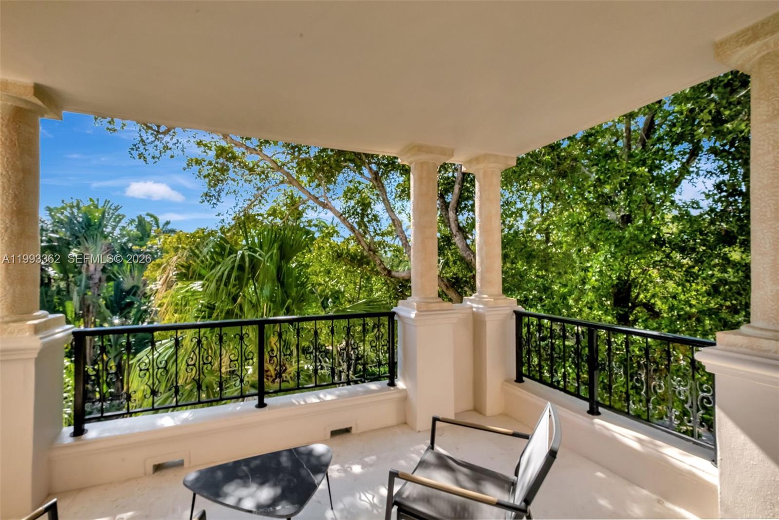 19136 Fisher Island Dr # 19136