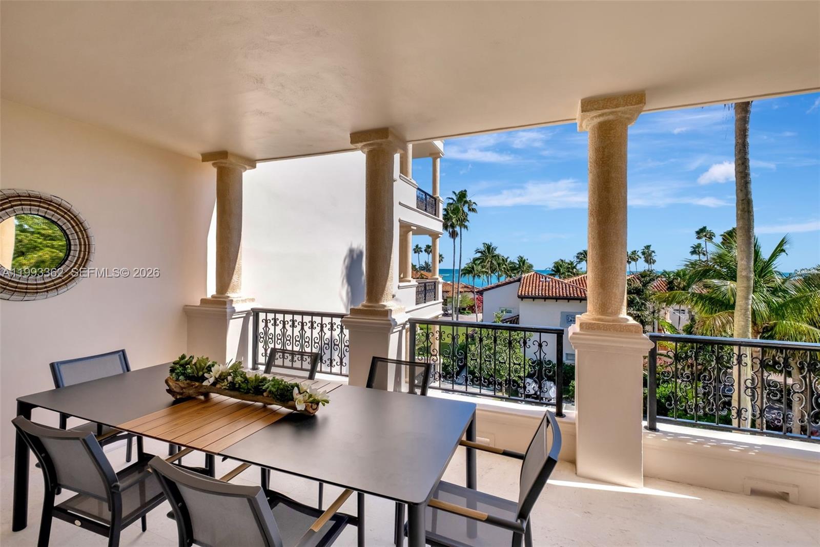 19136 Fisher Island Dr # 19136