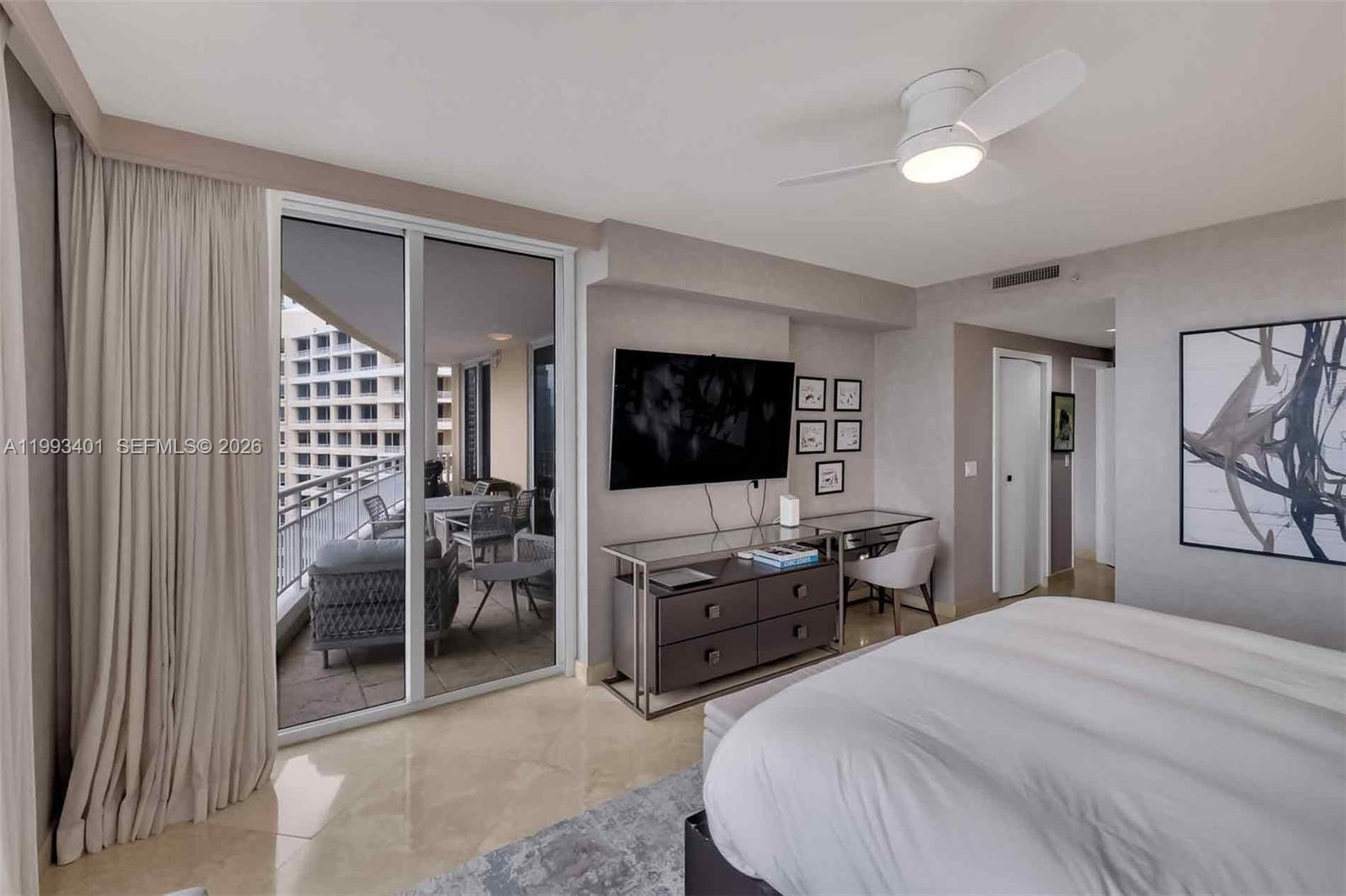 848 Brickell Key Dr # 2605