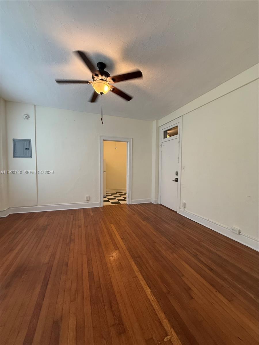 1361 Meridian Ave # 4