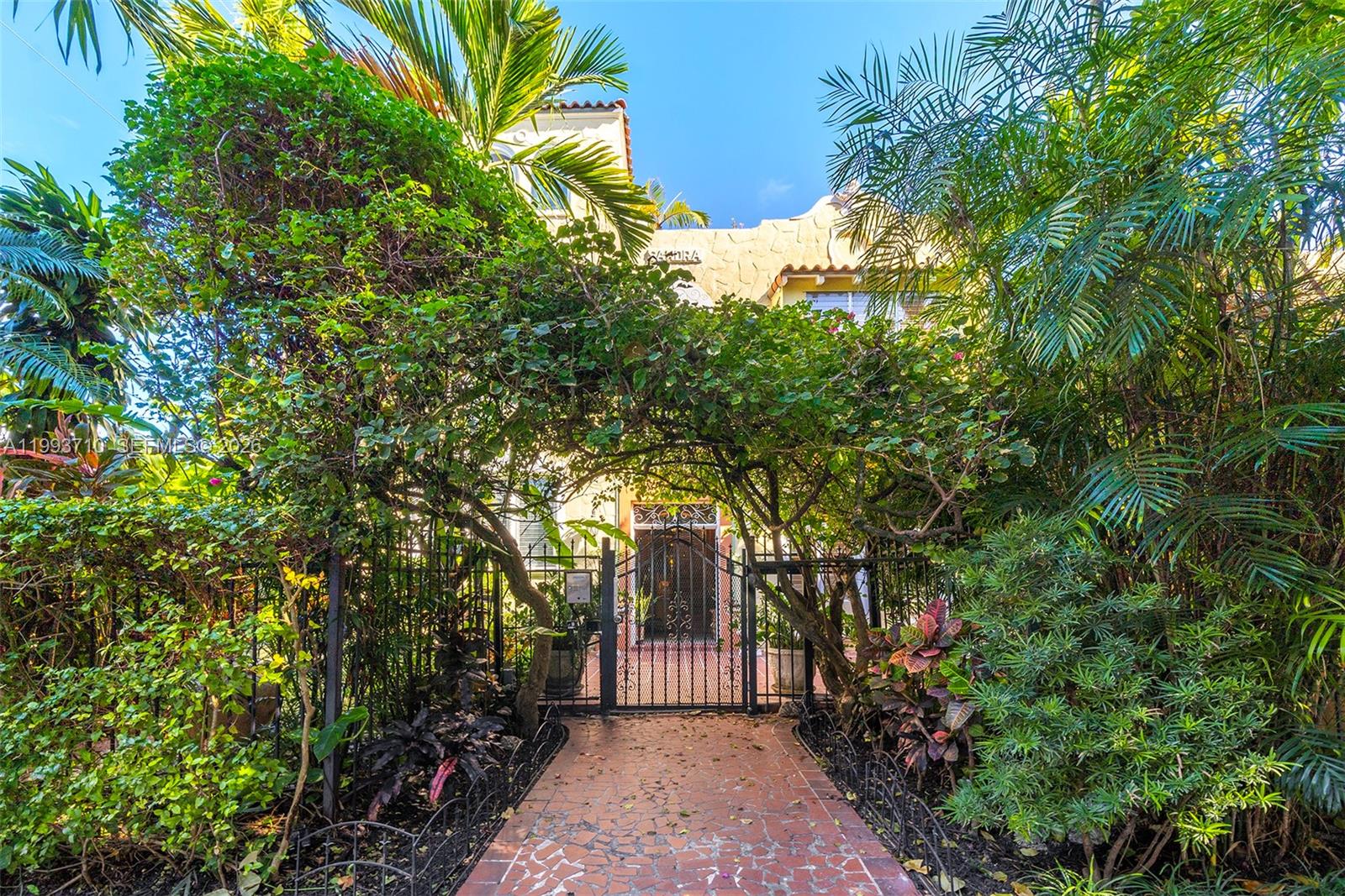 1361 Meridian Ave # 4