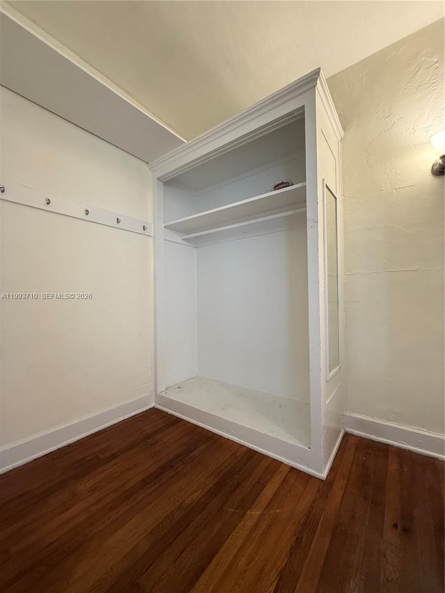 1361 Meridian Ave # 4