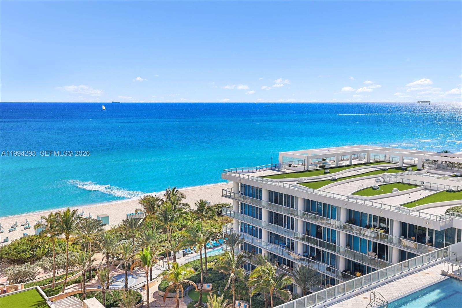 6801 Collins Ave Unit: 1112 (Door 1102)