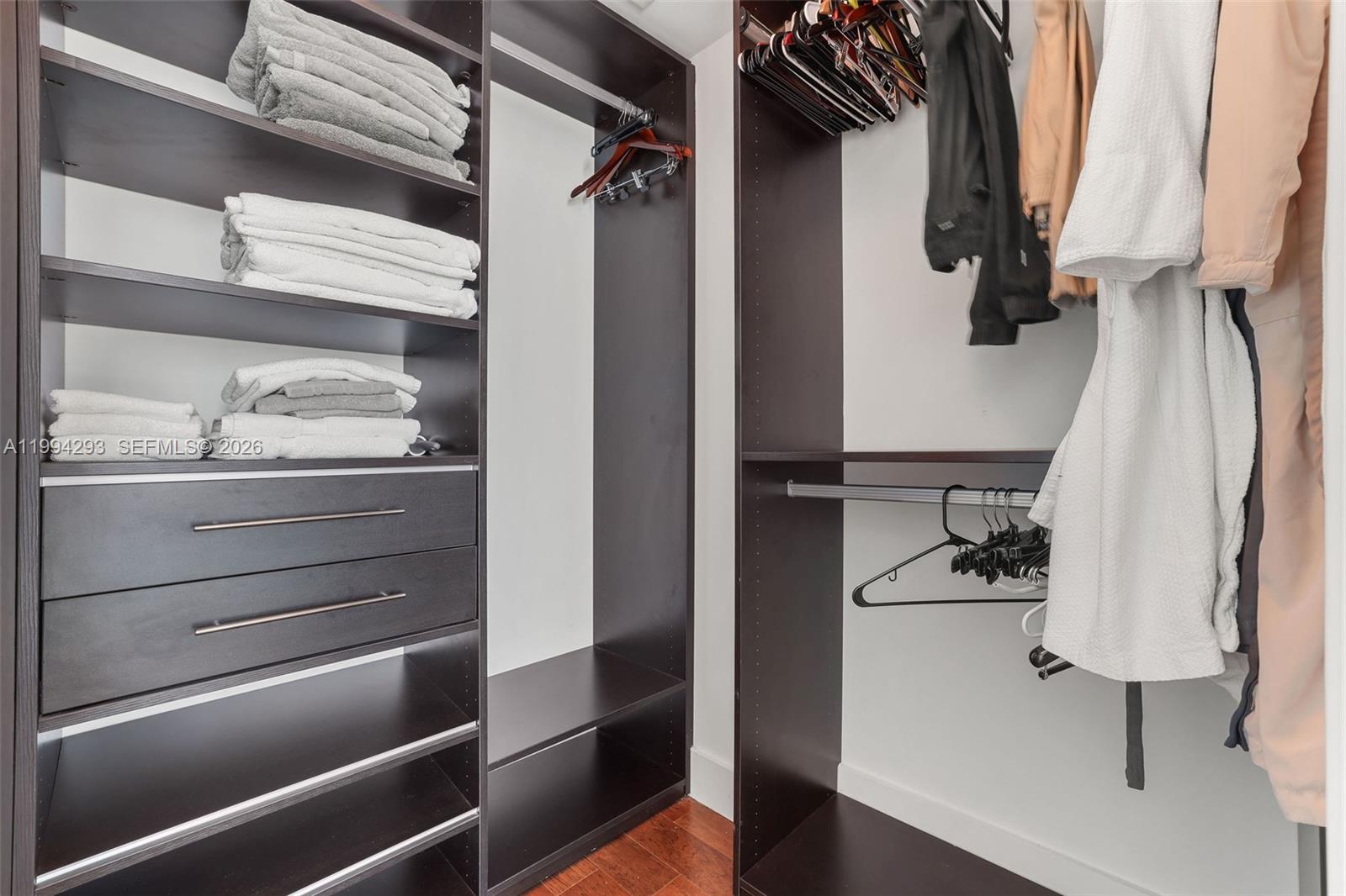 6801 Collins Ave Unit: 1112 (Door 1102)