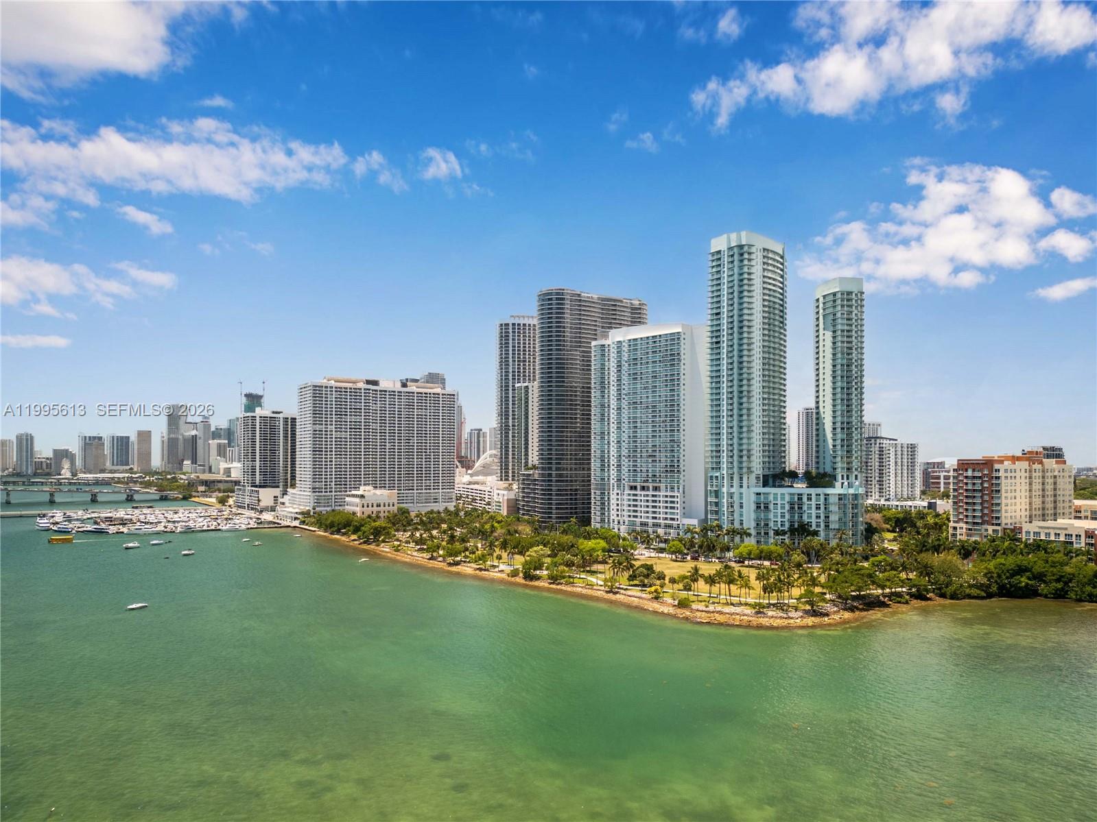 2000 N Bayshore Dr # 702