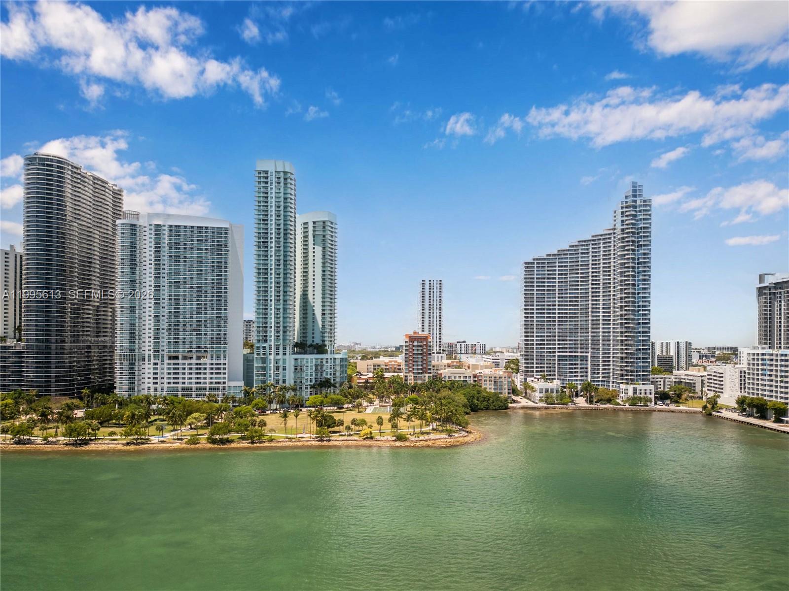 2000 N Bayshore Dr # 702