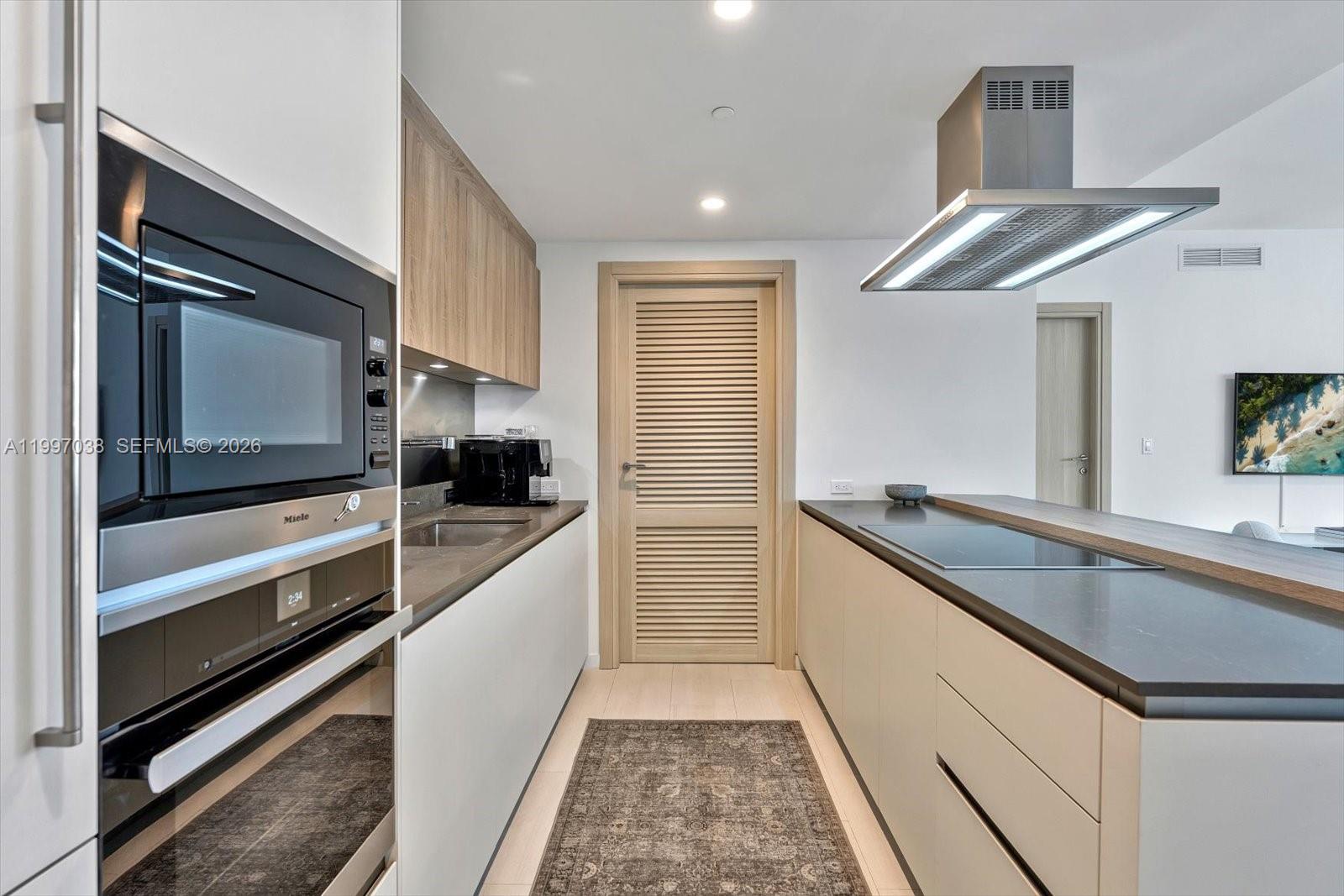 1000 Brickell Plaza # 3609