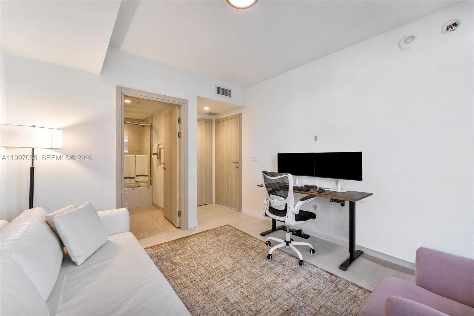 1000 Brickell Plaza # 3609
