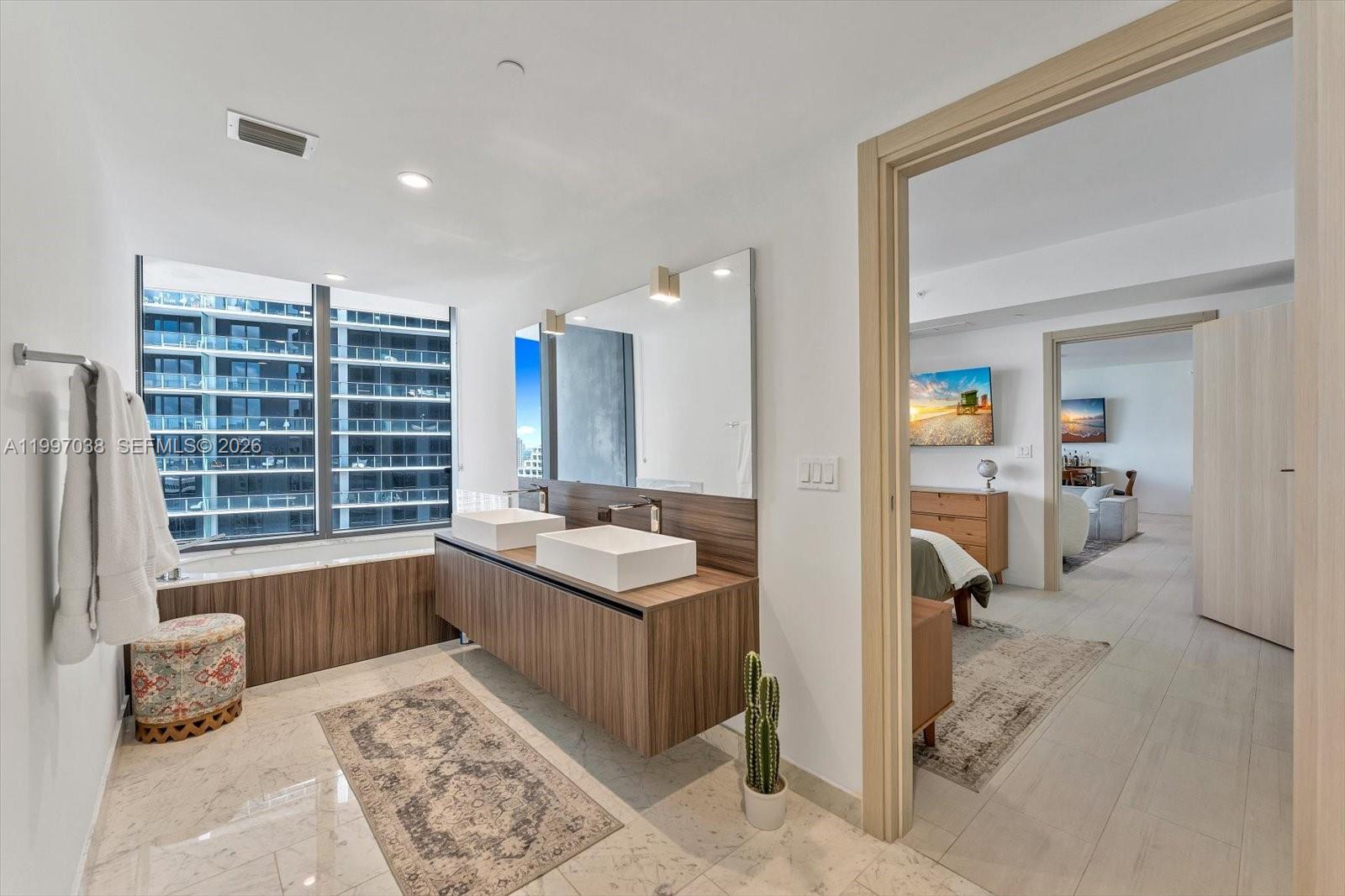 1000 Brickell Plaza # 3609