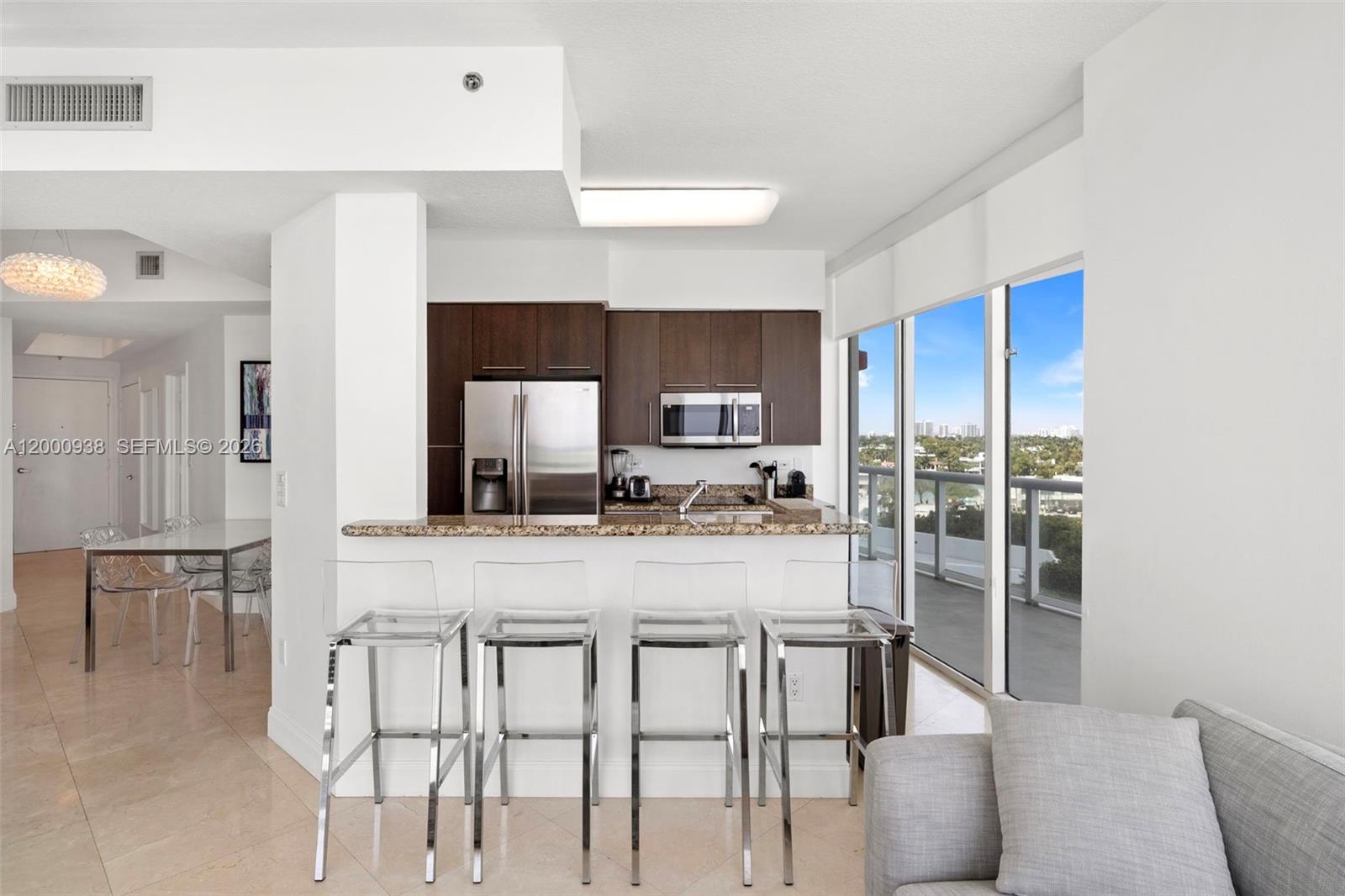 6515 Collins Ave # 802