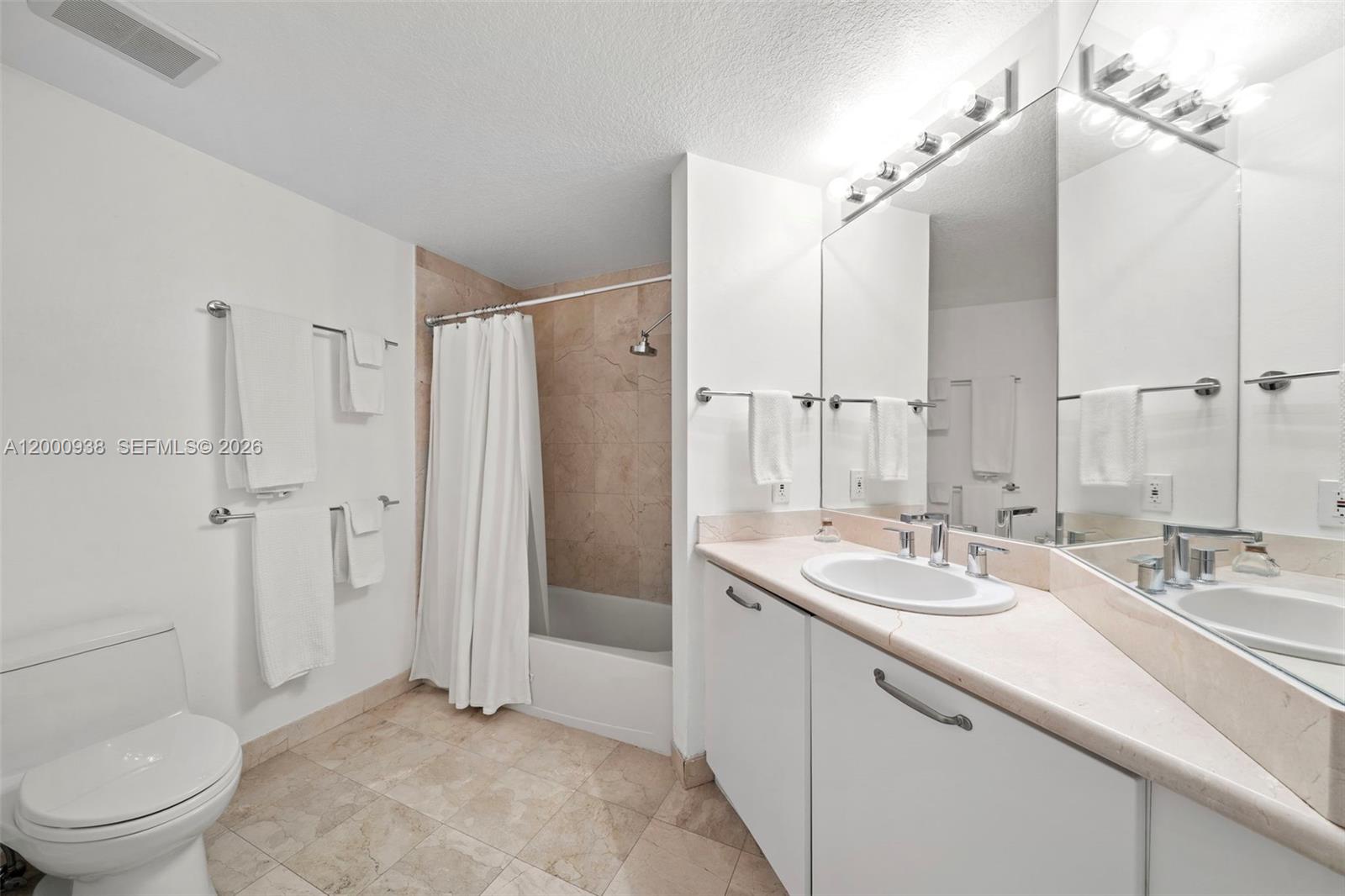 6515 Collins Ave # 802