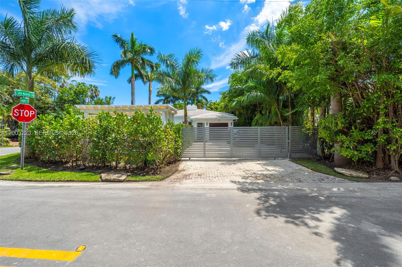 330 E San Marino Dr