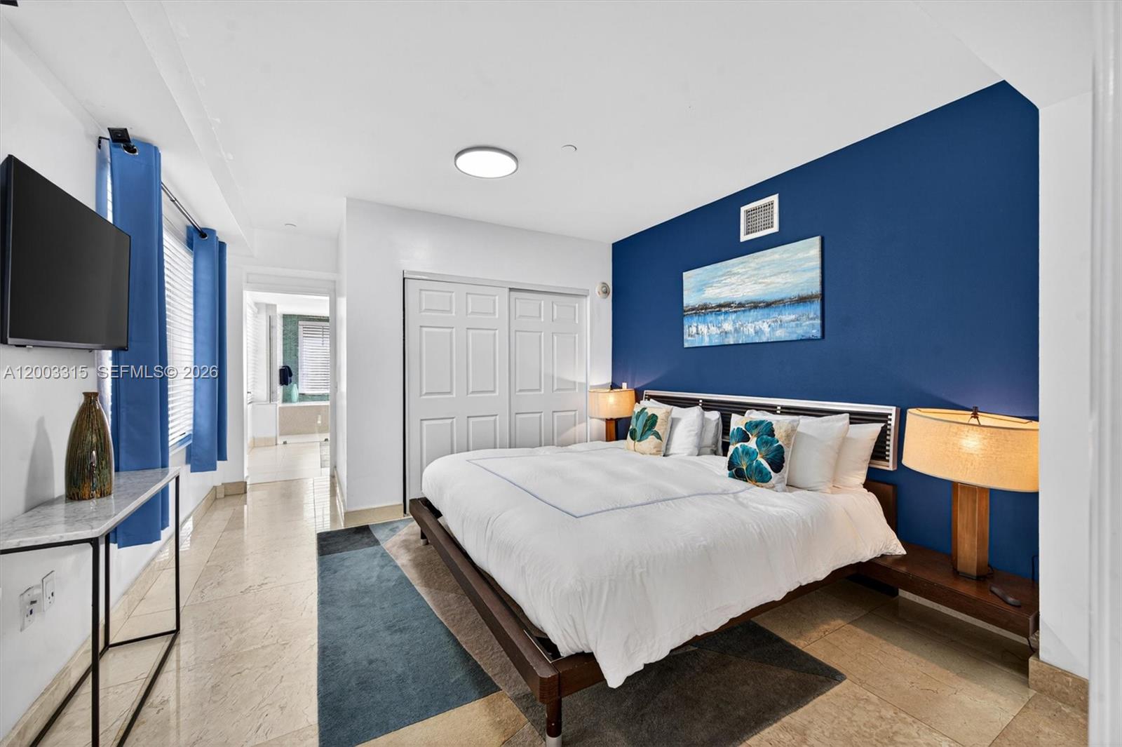 1250 Ocean Dr # 3F