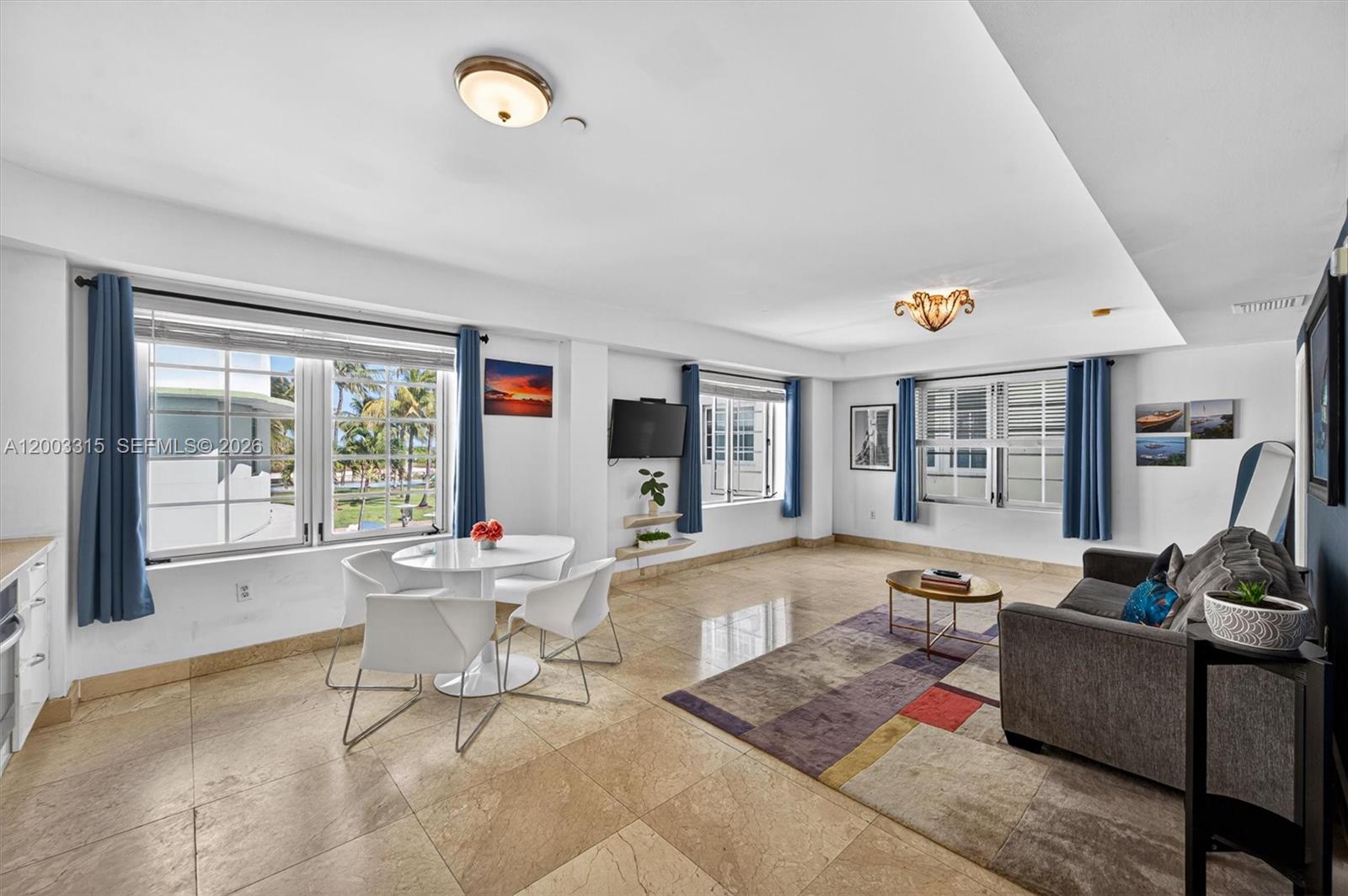 1250 Ocean Dr # 3F